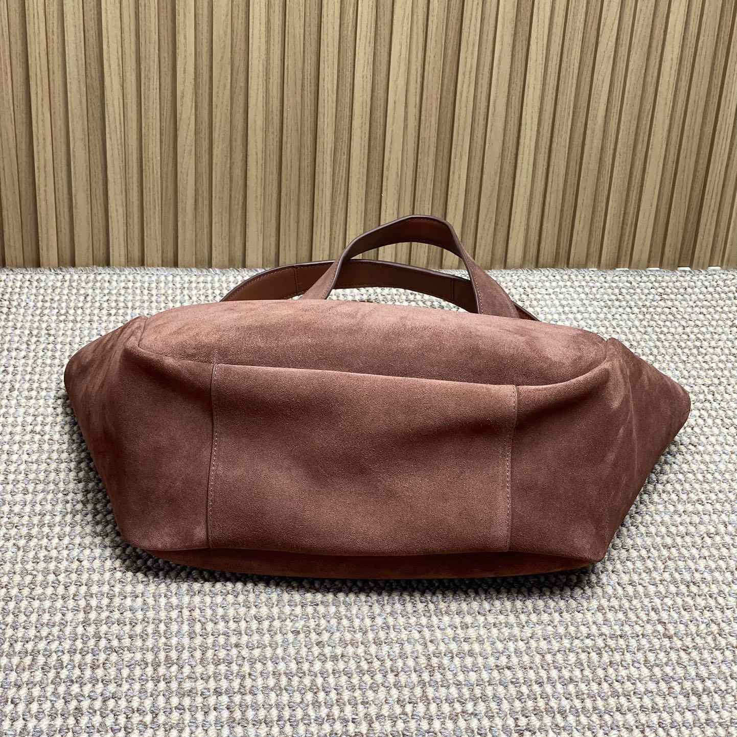 Saint Laurent LE 5 À 7 Bea In Suede - DesignerGu