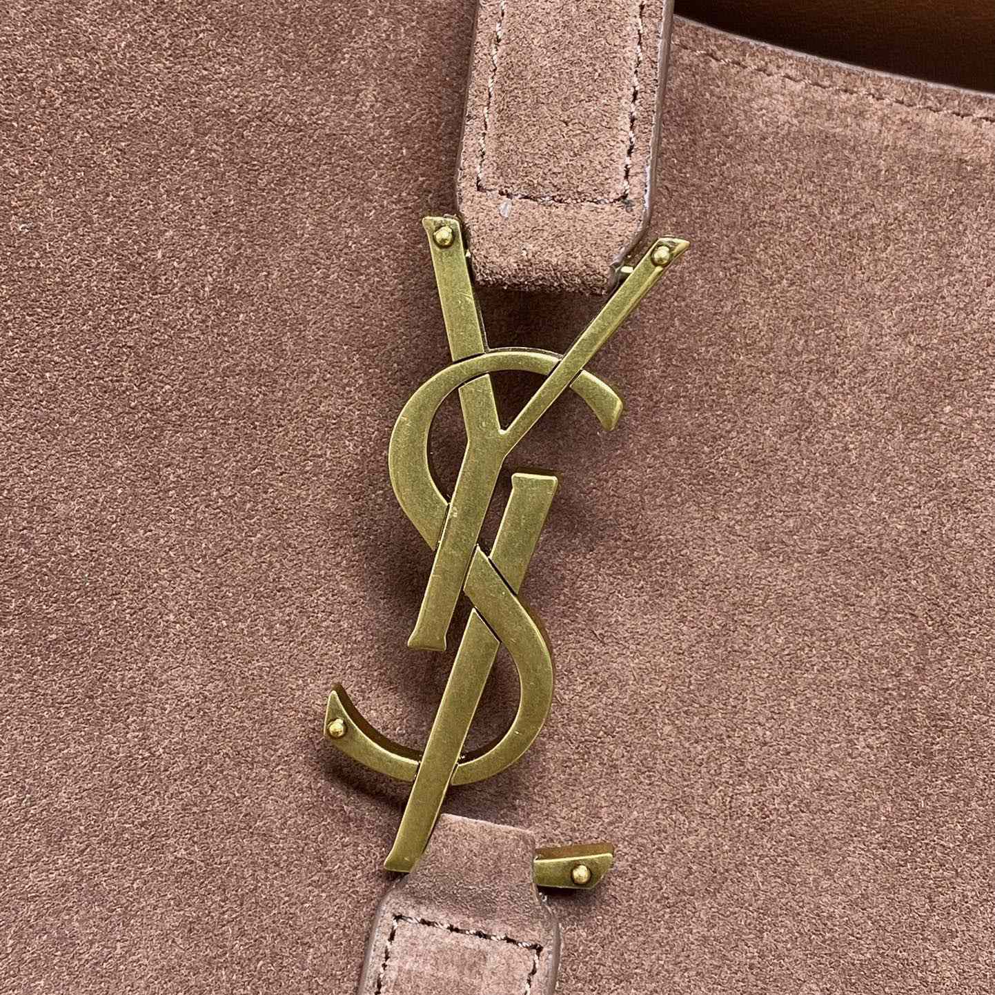 Saint Laurent LE 5 À 7 Bea In Suede - DesignerGu