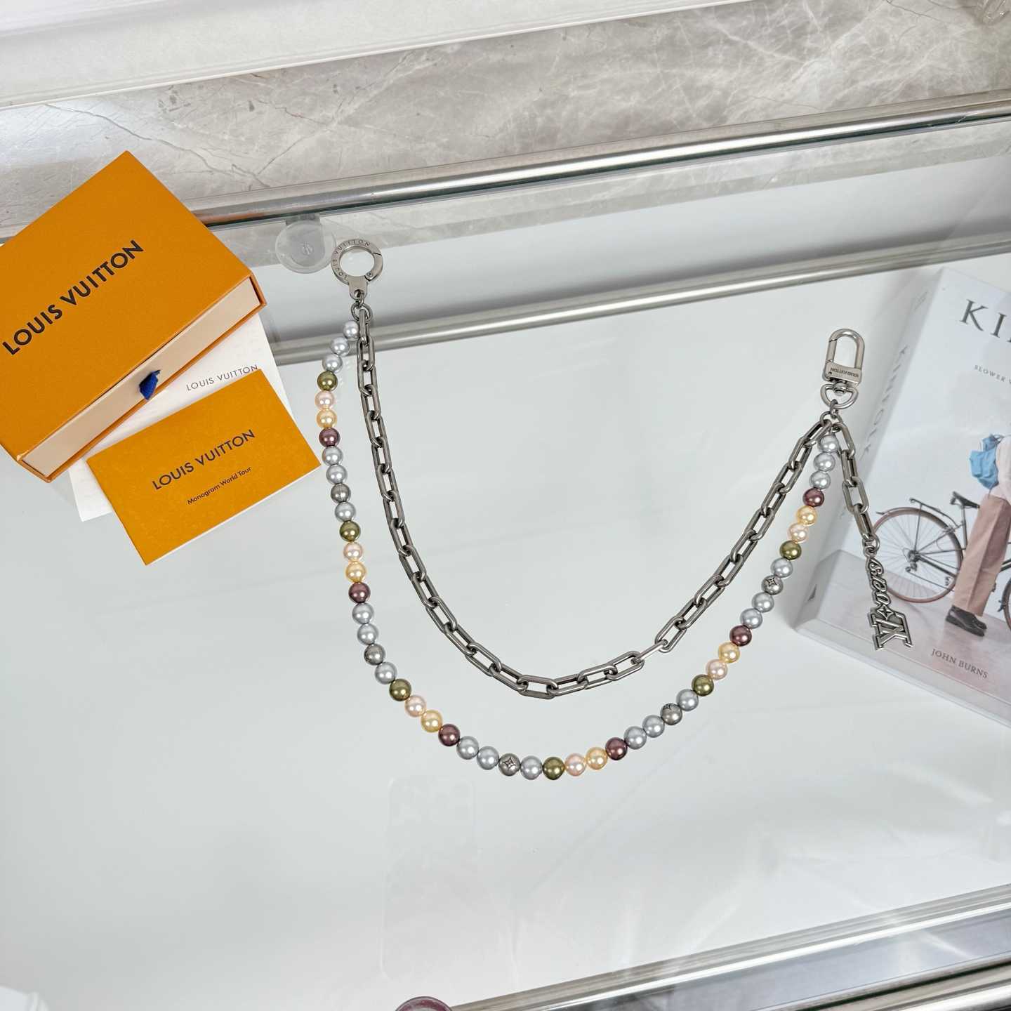 Louis Vuitton Pearls Chain Belt and Bag Charm   M02293 - DesignerGu