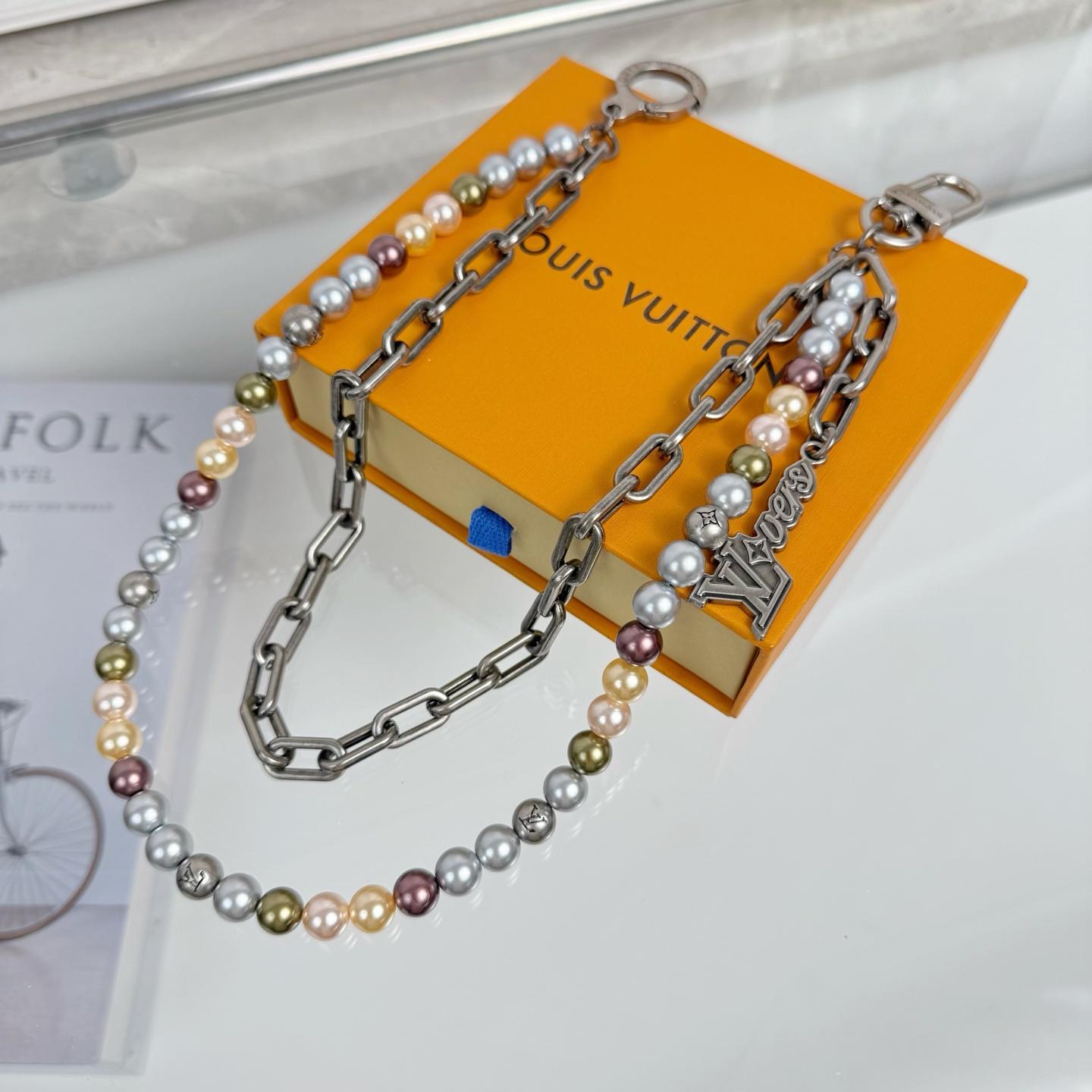 Louis Vuitton Pearls Chain Belt and Bag Charm   M02293 - DesignerGu