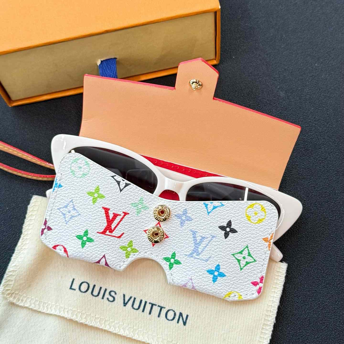 Louis Vuitton LV Glasses Holder    - DesignerGu