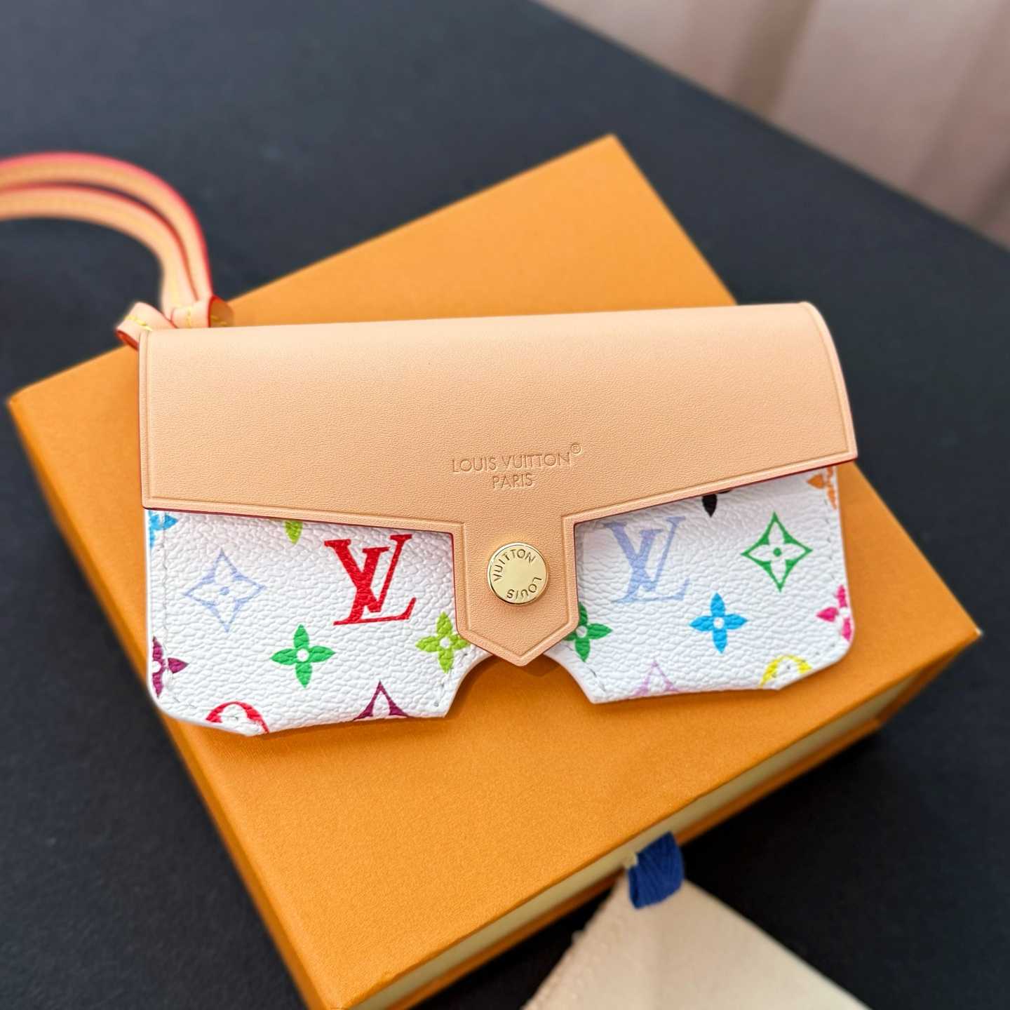 Louis Vuitton LV Glasses Holder    - DesignerGu