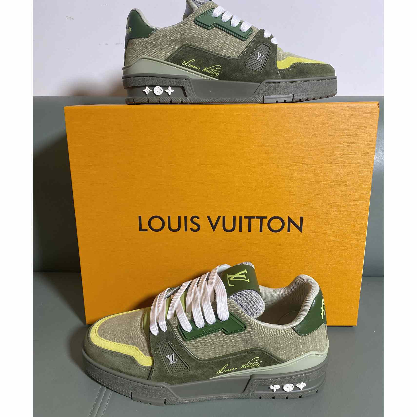 Louis Vuitton LV Trainer Outdoor Sneaker      1AHTG6 - DesignerGu