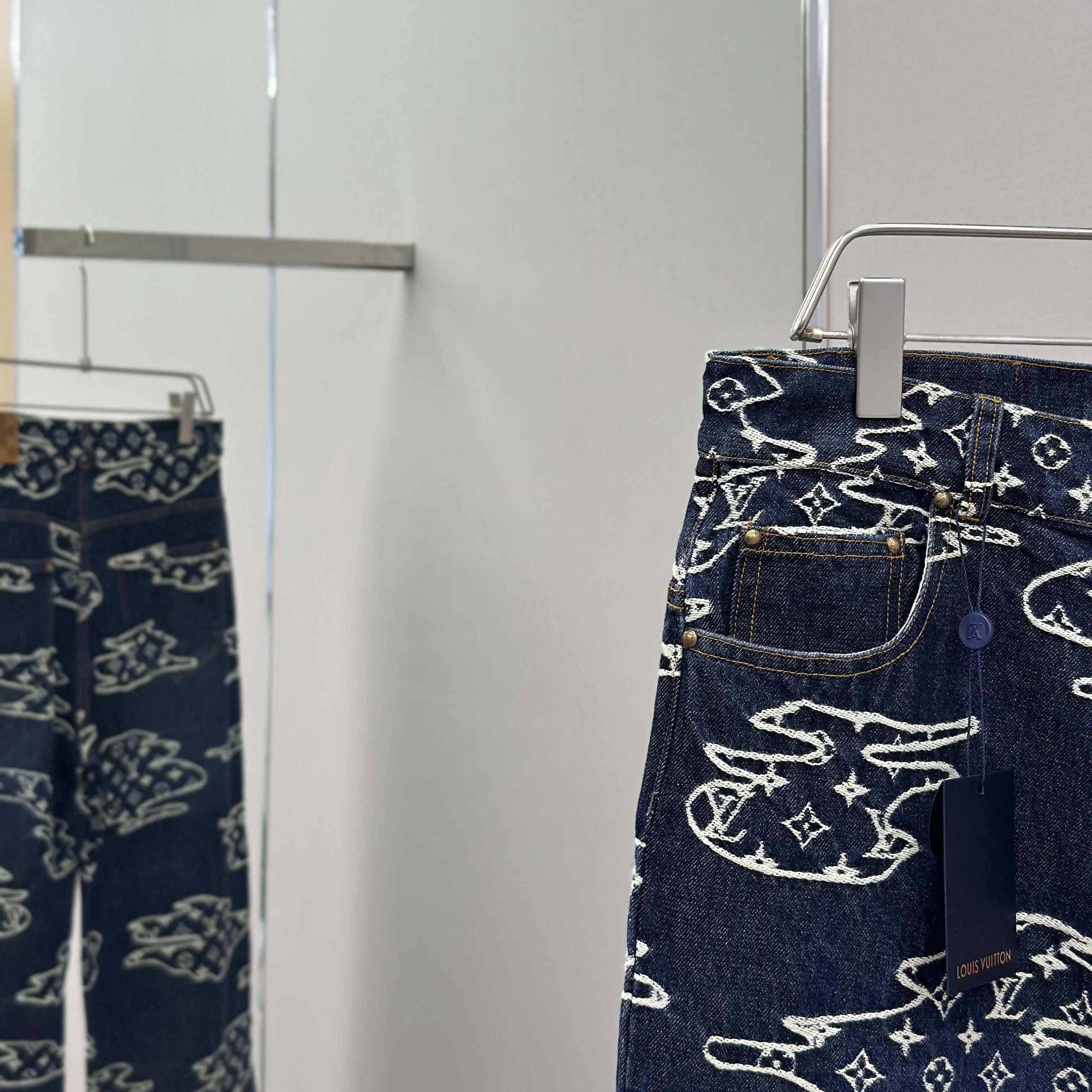 Louis Vuitton Monogram Denim Skate Pants   1AILUV - DesignerGu