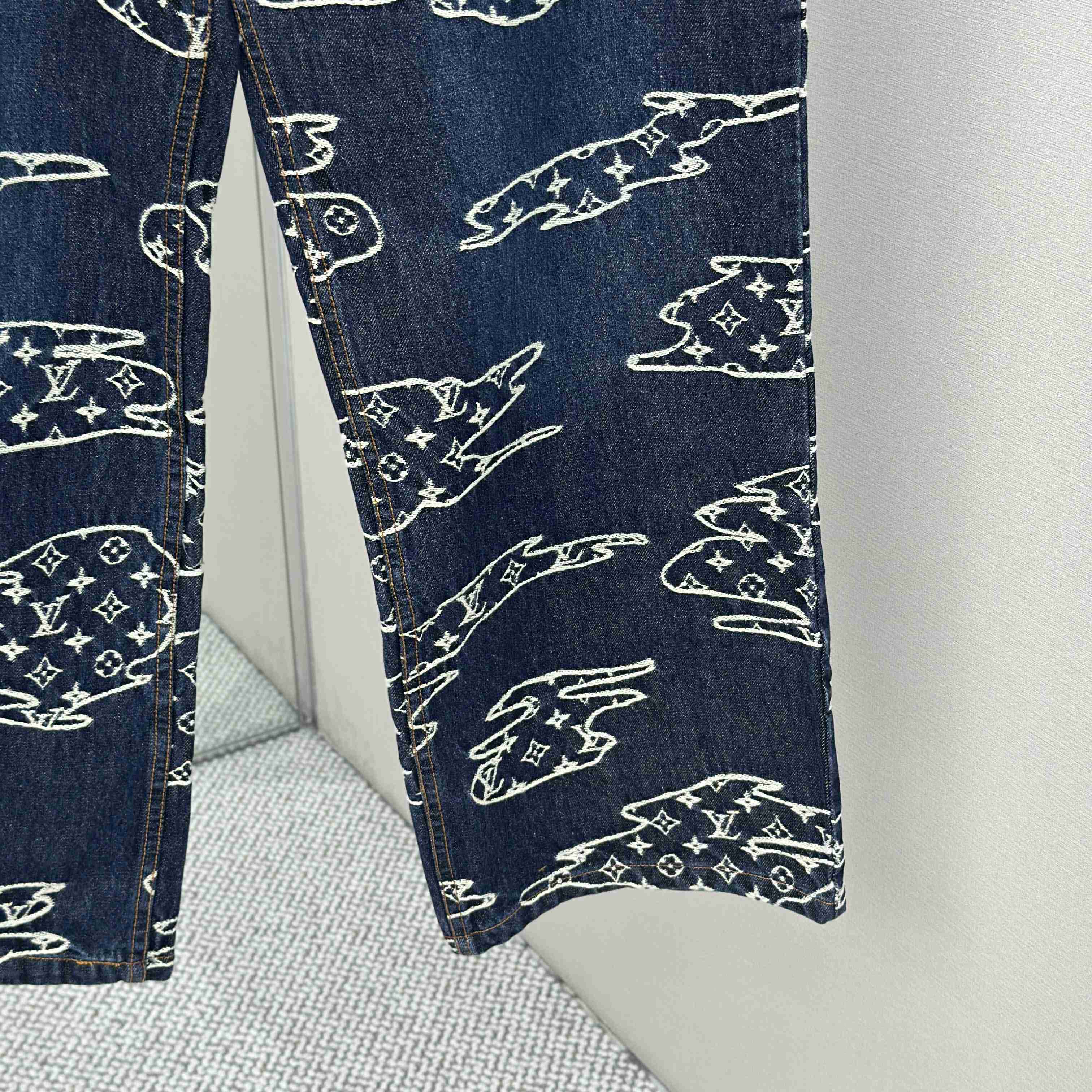 Louis Vuitton Monogram Denim Skate Pants   1AILUV - DesignerGu