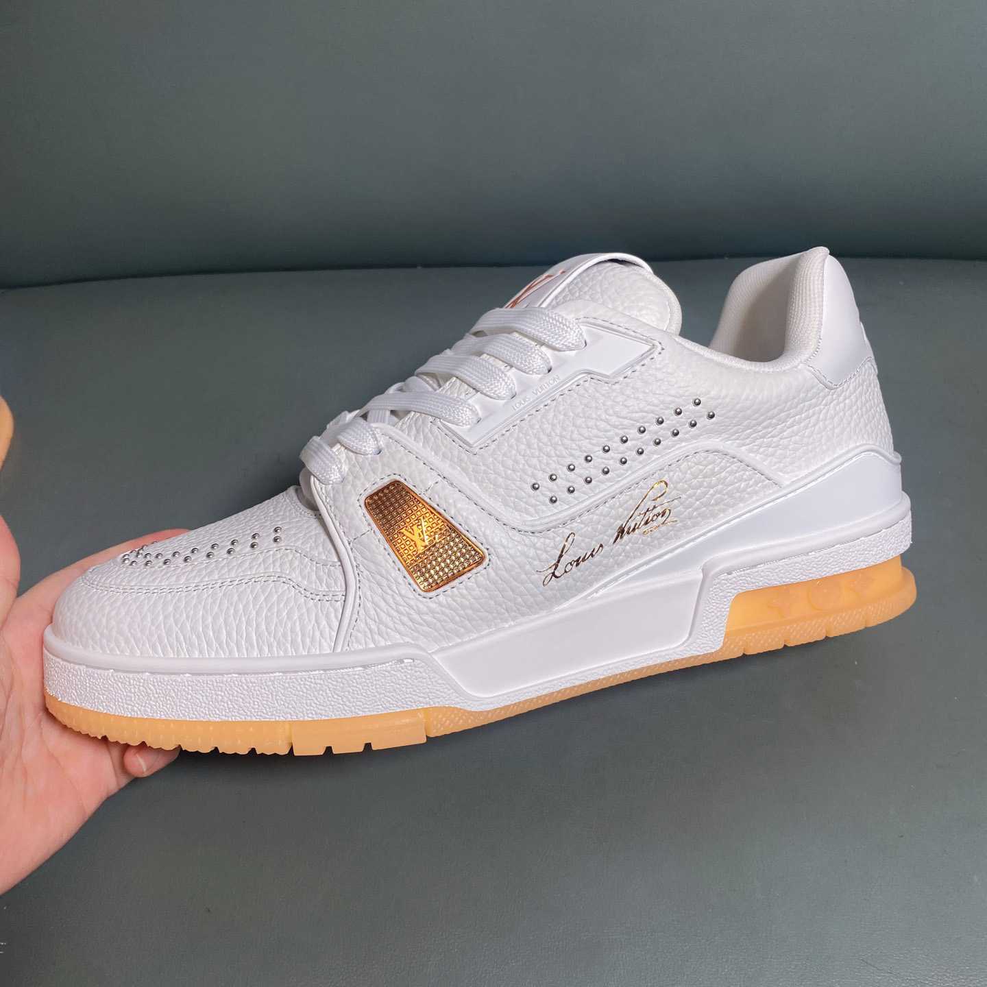 Louis Vuitton LV Trainer Sneaker     1AHTGR - DesignerGu