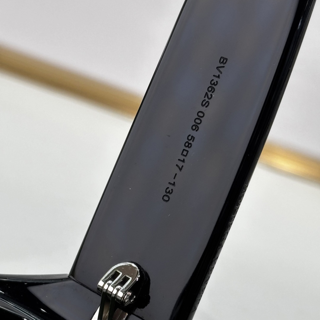 Bottega Veneta BV1362S Sunglasses    - DesignerGu