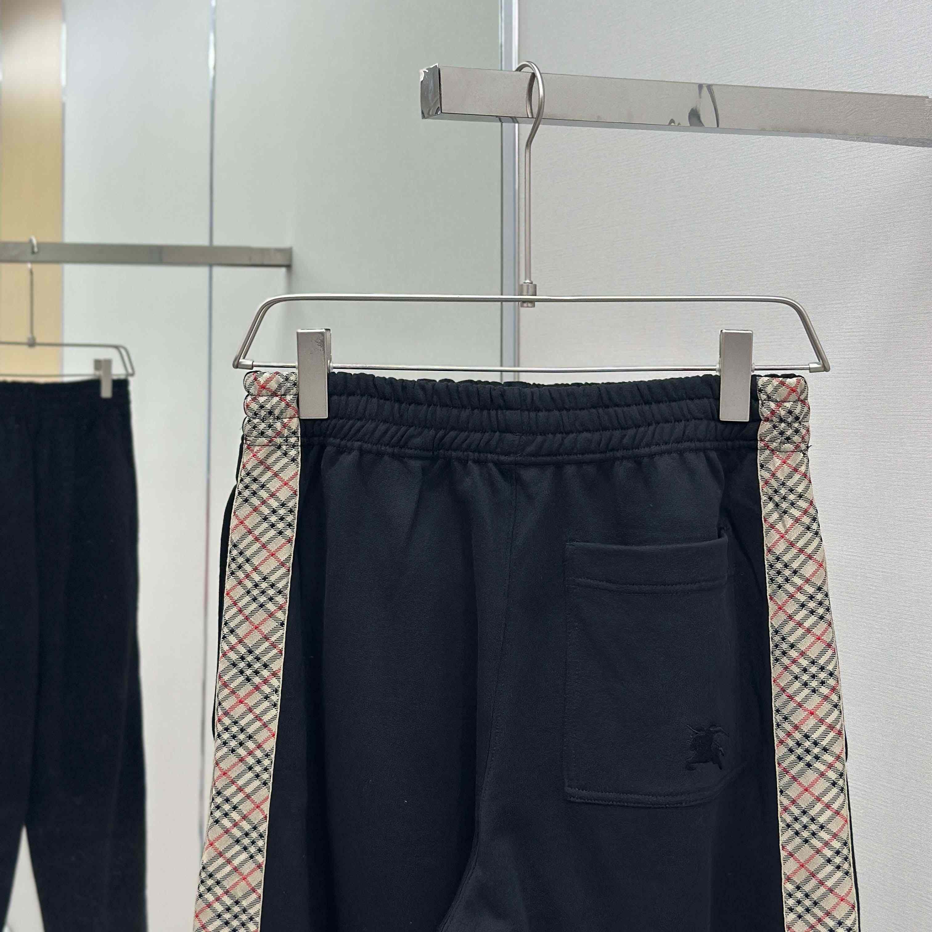 Burberry Check Trim Cotton Jogging Pants - DesignerGu