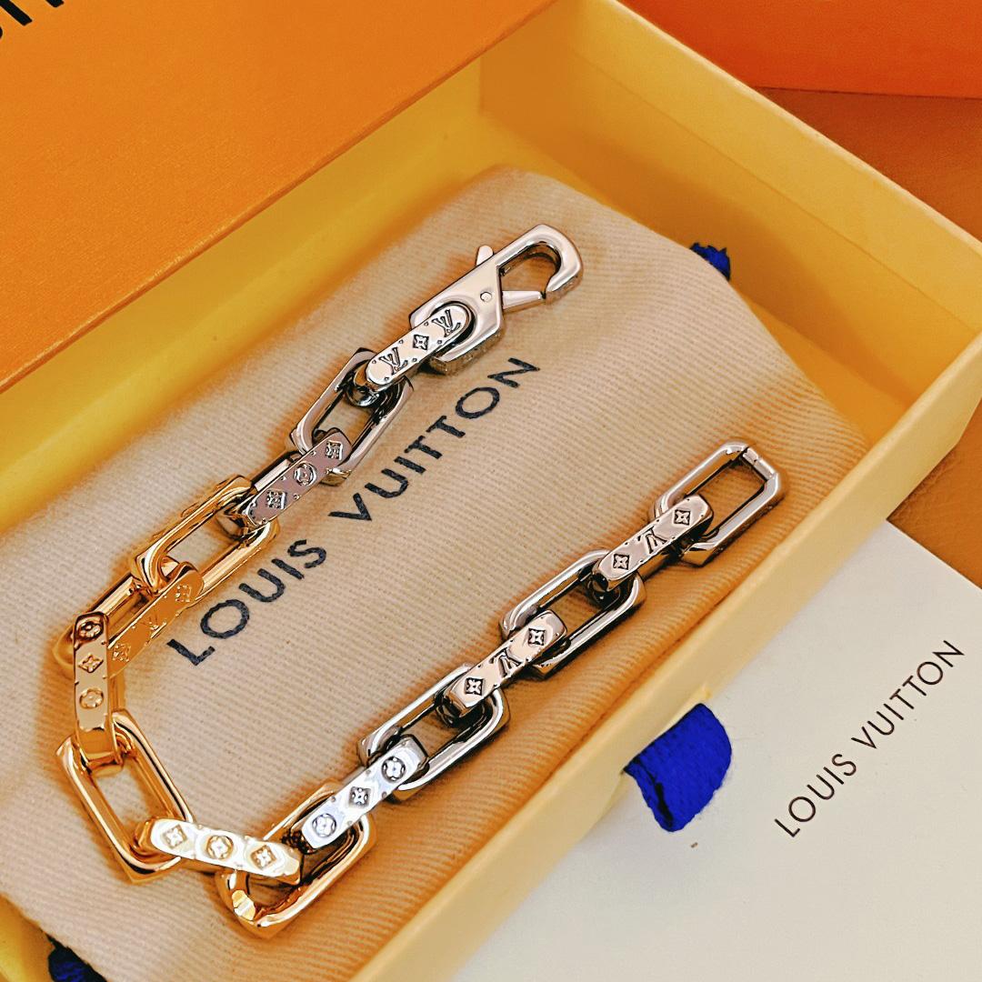 Louis Vuitton Monogram Chain Bracelet - DesignerGu