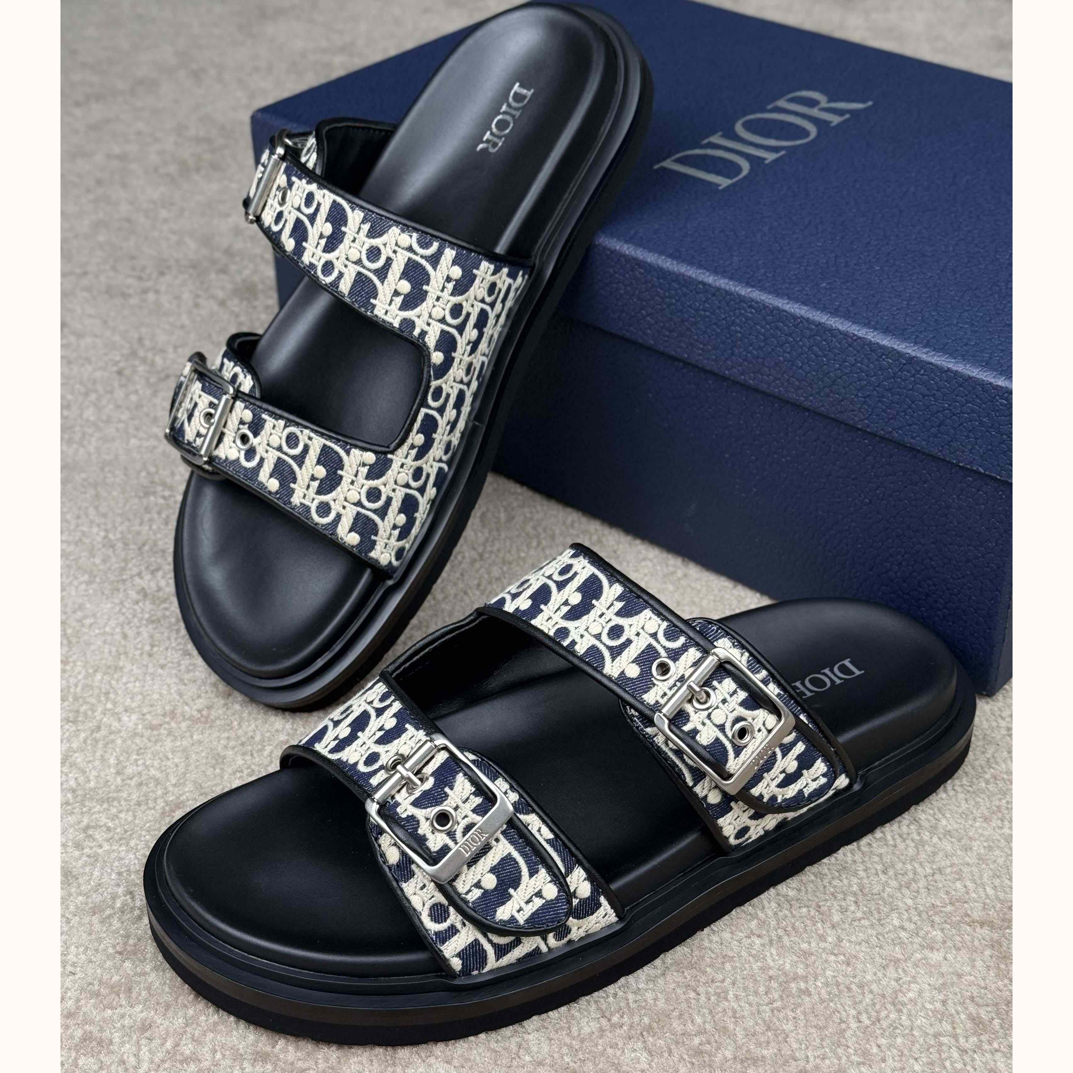 Dior Aqua Sandal  - DesignerGu