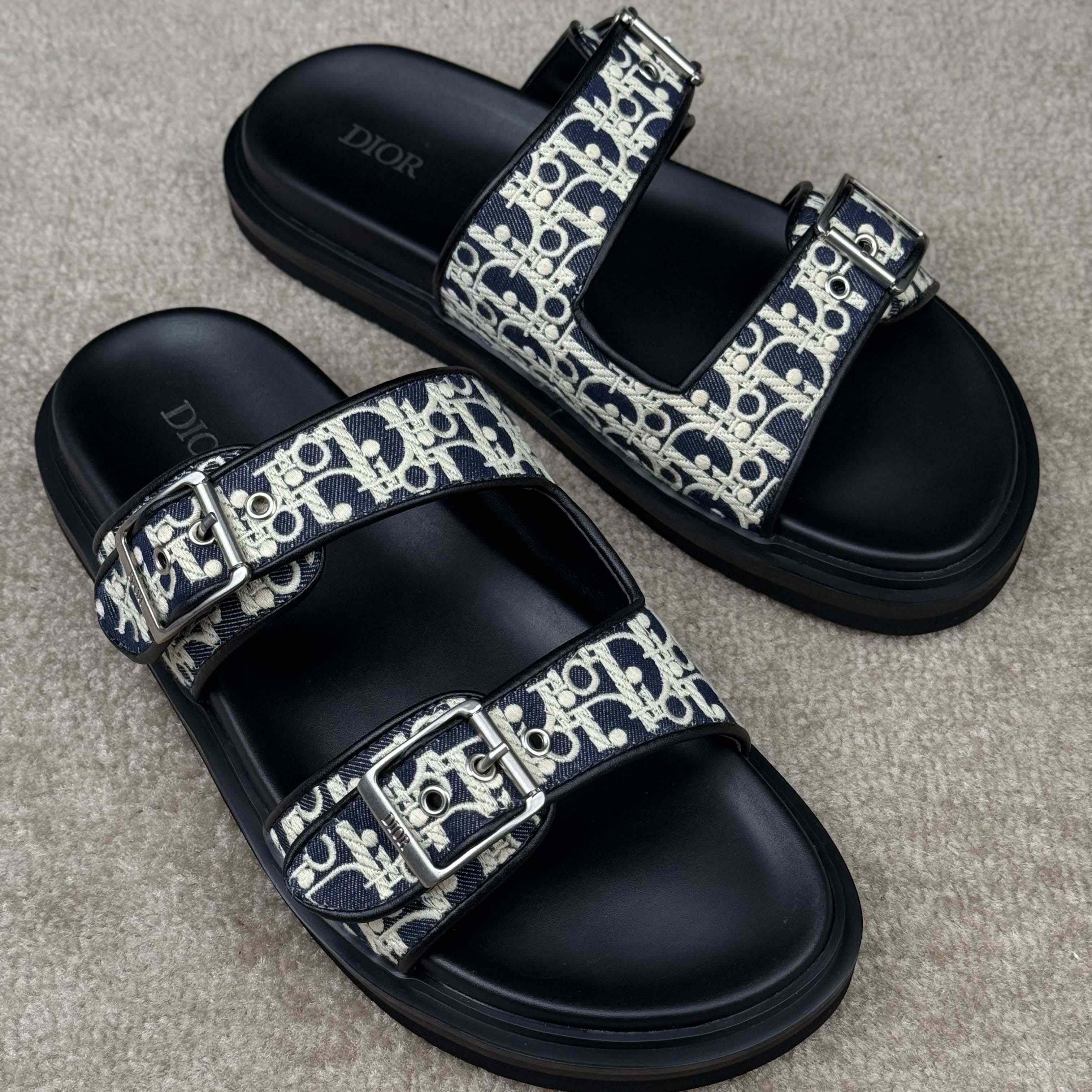 Dior Aqua Sandal  - DesignerGu