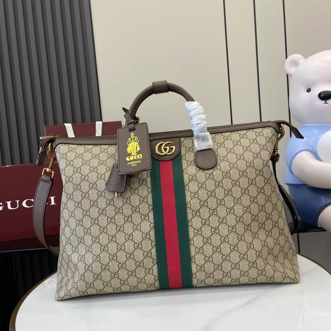 Gucci Savoy Medium Duffle Bag - DesignerGu