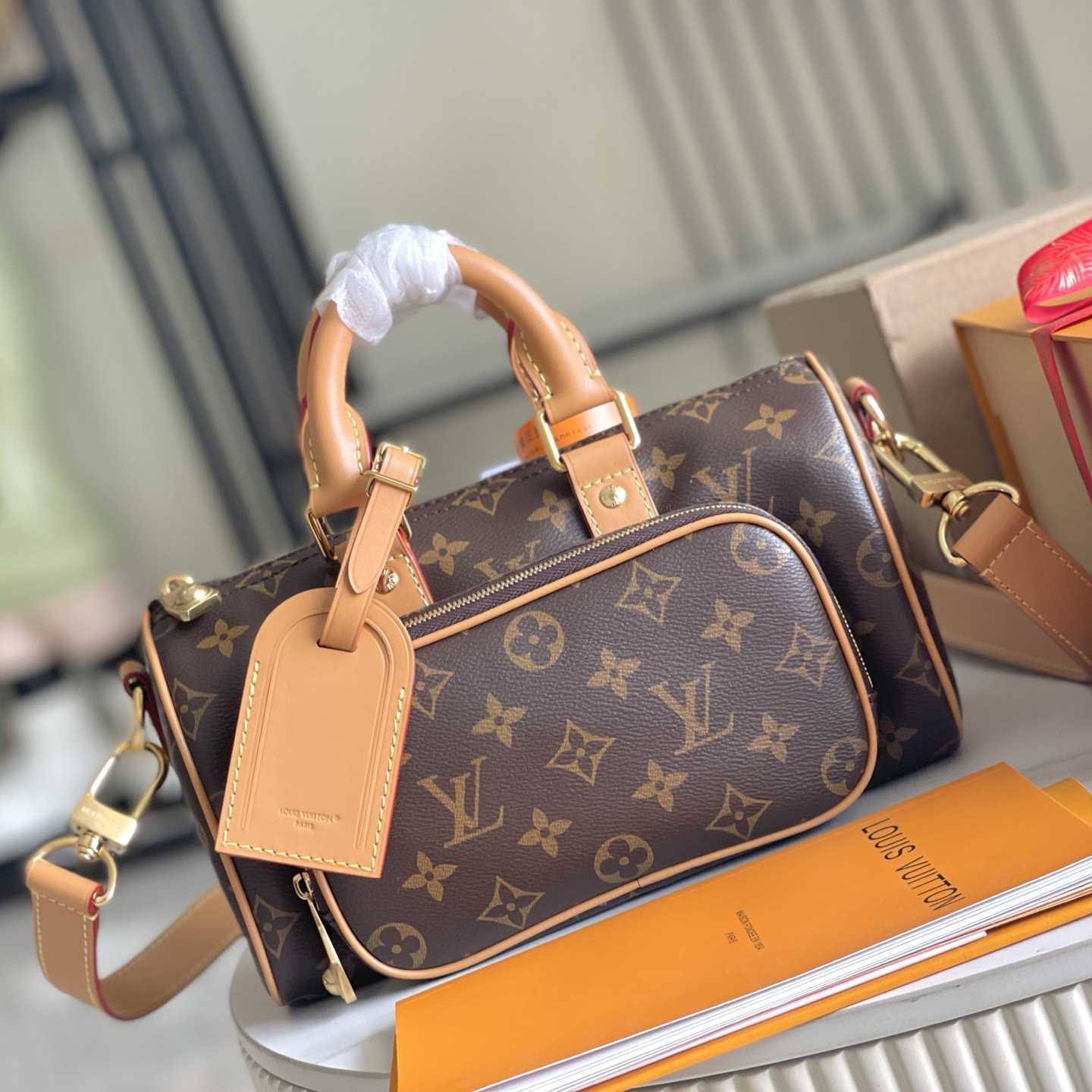 Louis Vuitton Keepall 25 Cargo   M14981 - DesignerGu
