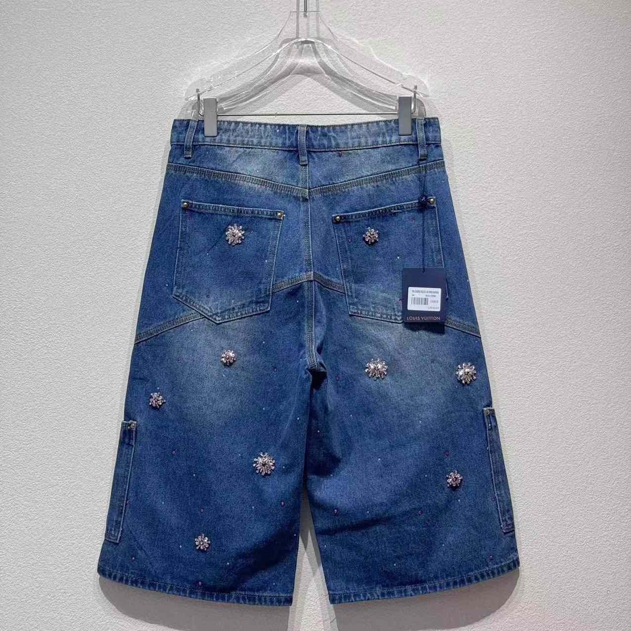Louis Vuitton Embroidered Denim Workwear Shorts   1AILTW - DesignerGu