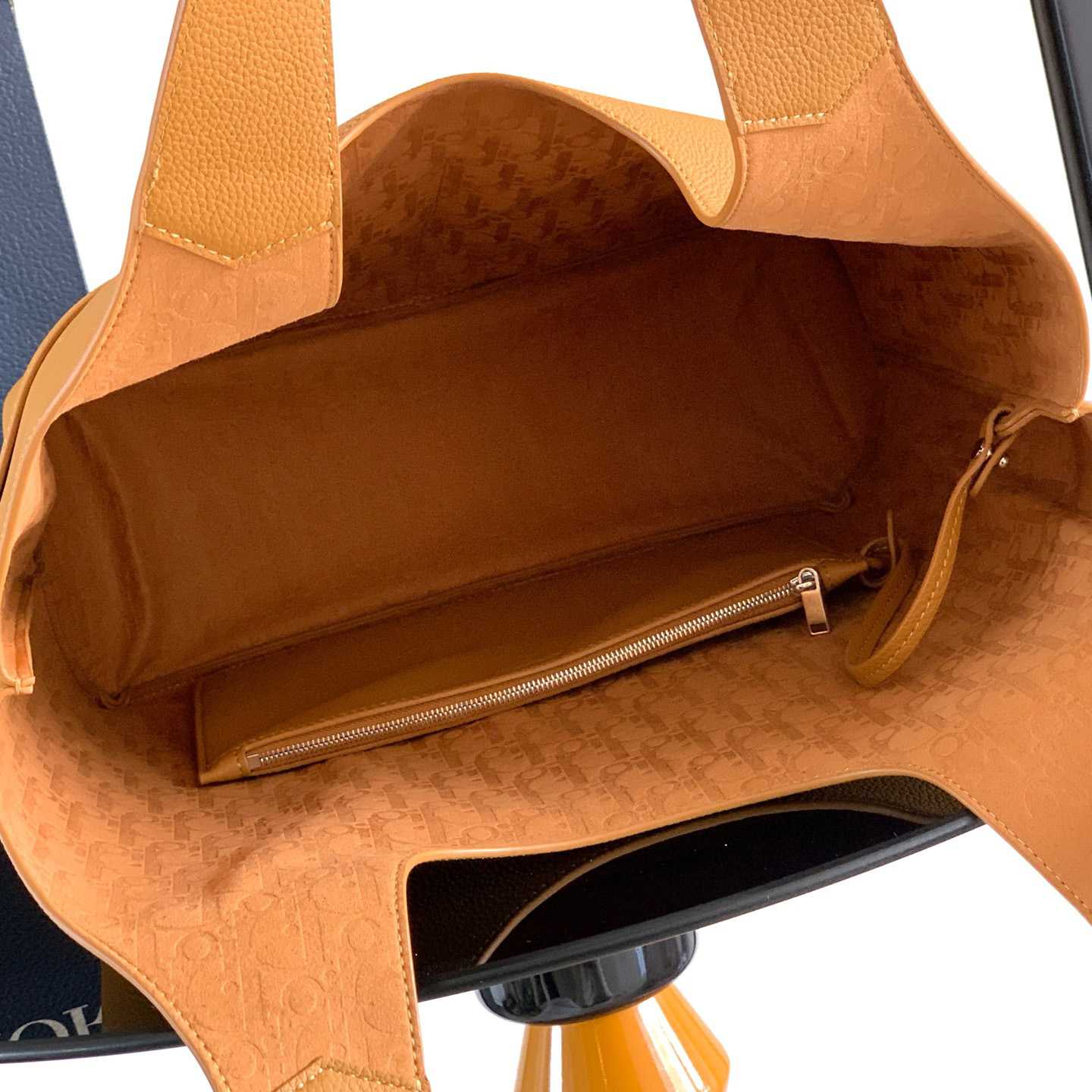 Dior Privé Tote Bag  - DesignerGu