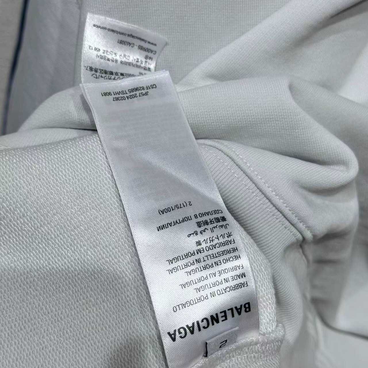 Balenciaga Unity Sports Bal Large Hoodie In Dirty White And Black Dry Fleece - DesignerGu