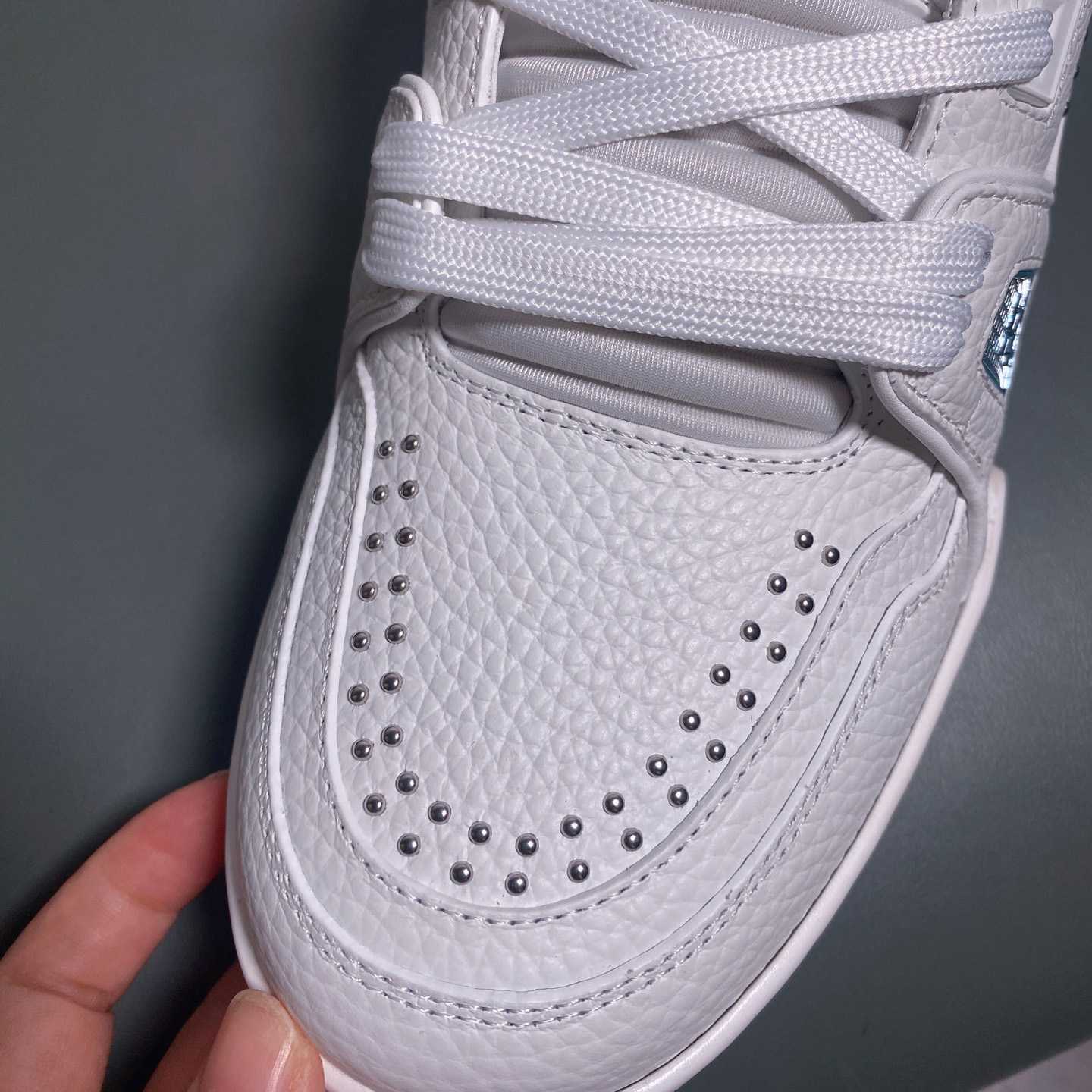 Louis Vuitton LV Trainer Sneaker     1AHTHV - DesignerGu