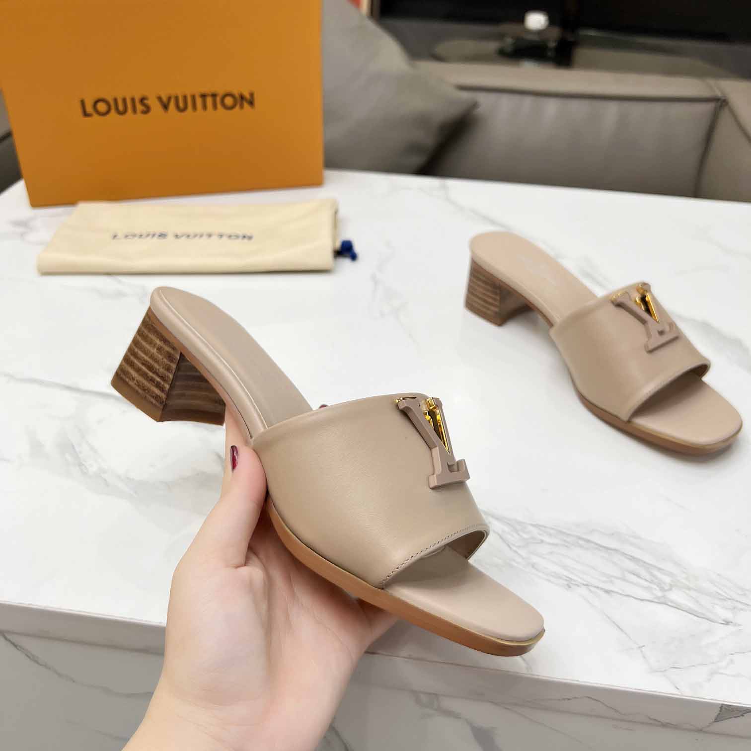 Louis Vuitton LV Mare Mule   1ACU3L - DesignerGu