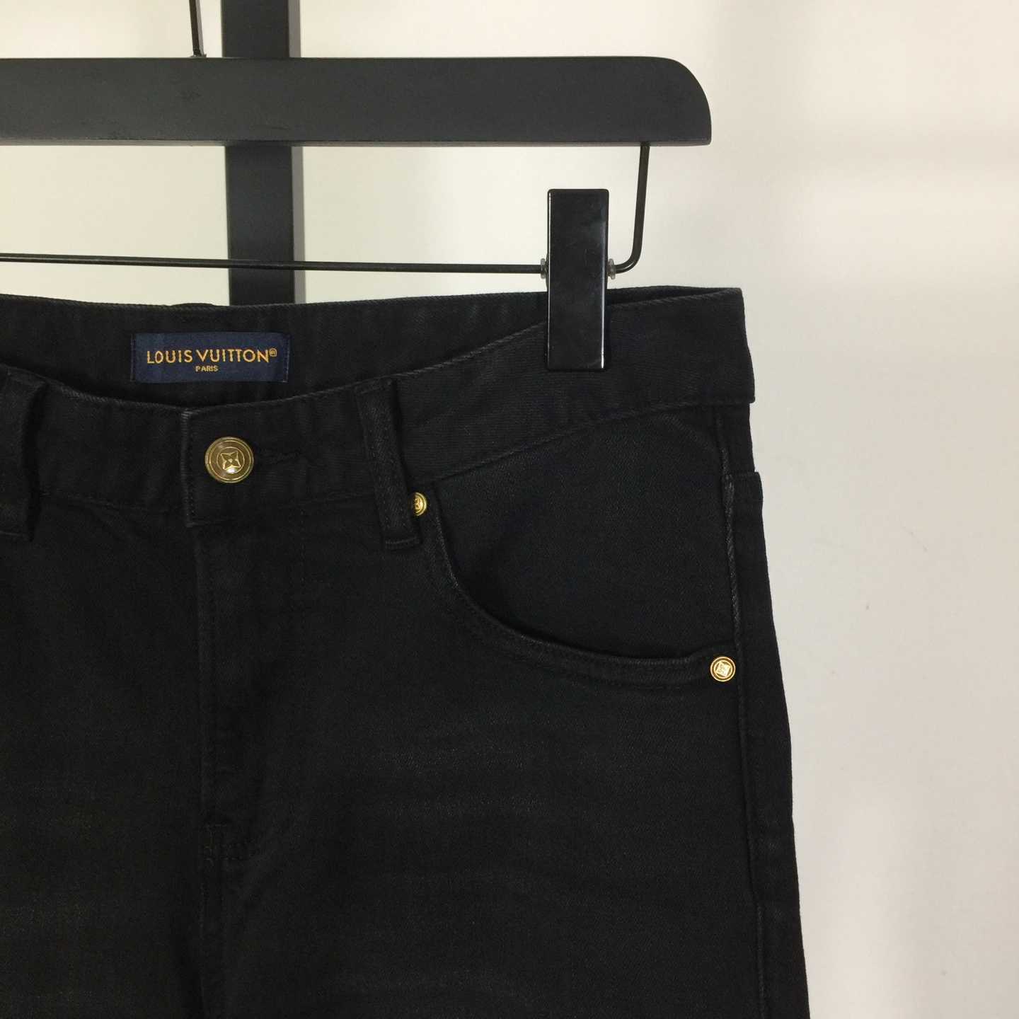 Louis Vuitton Jeans - DesignerGu