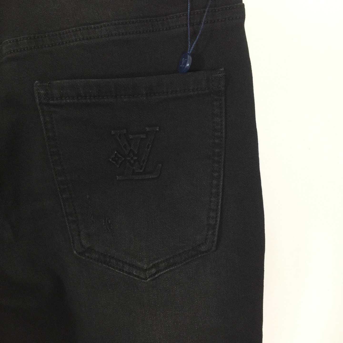 Louis Vuitton Jeans - DesignerGu