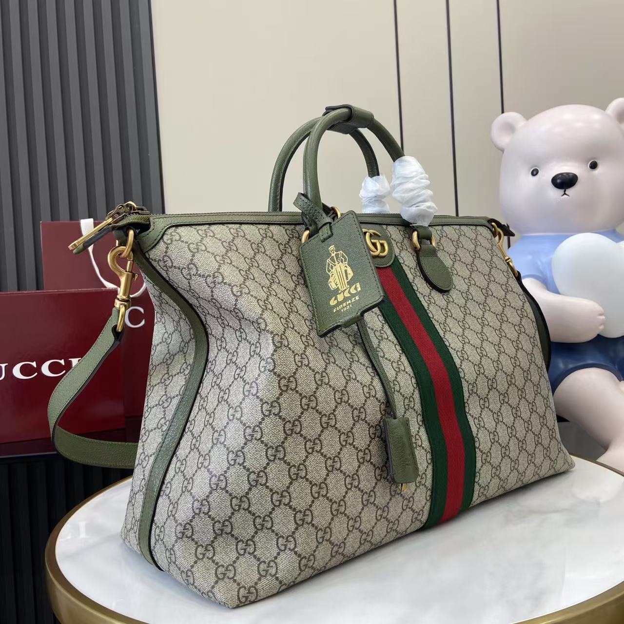 Gucci Savoy Medium Duffle Bag - DesignerGu