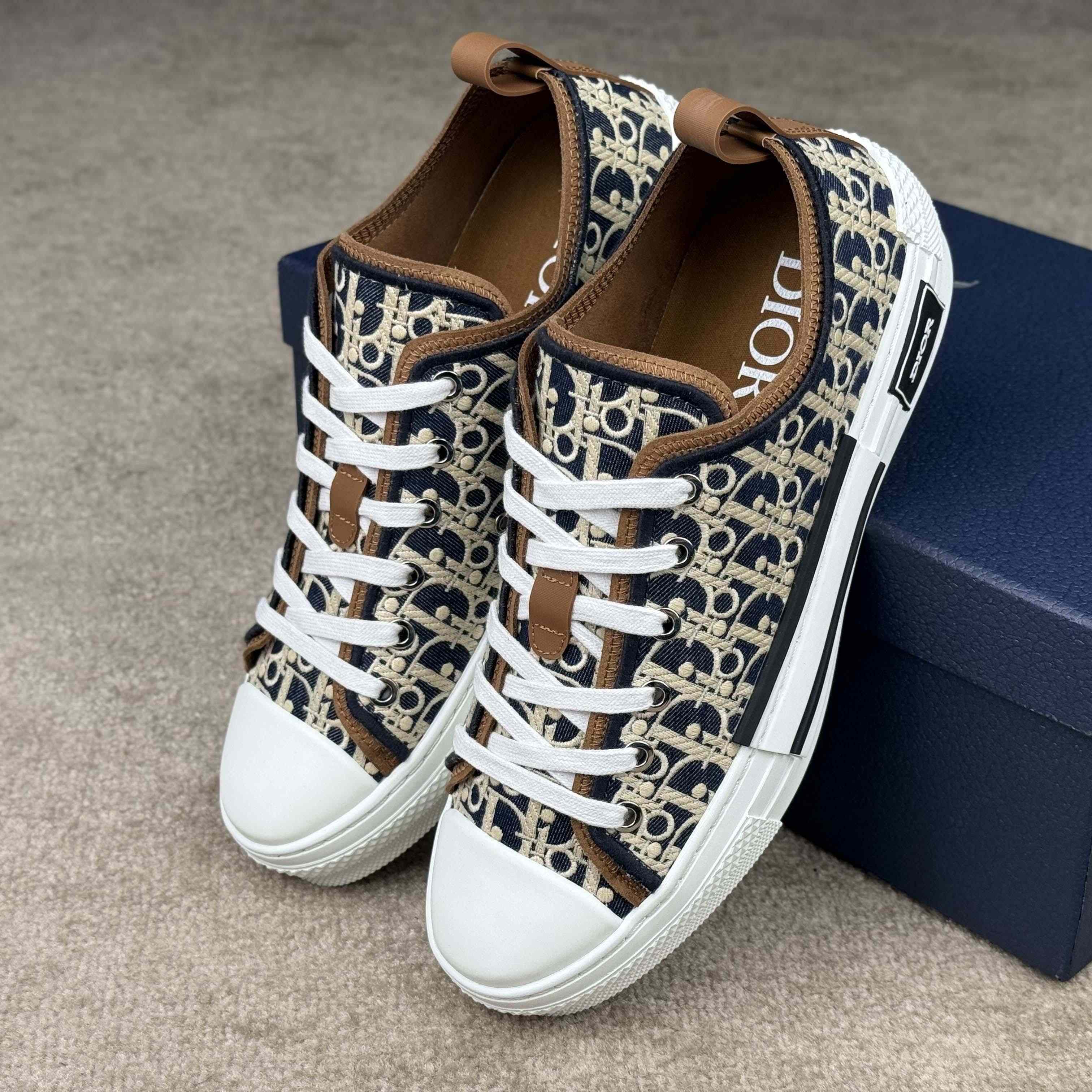 Dior B23 League Low-Top Sneaker - DesignerGu
