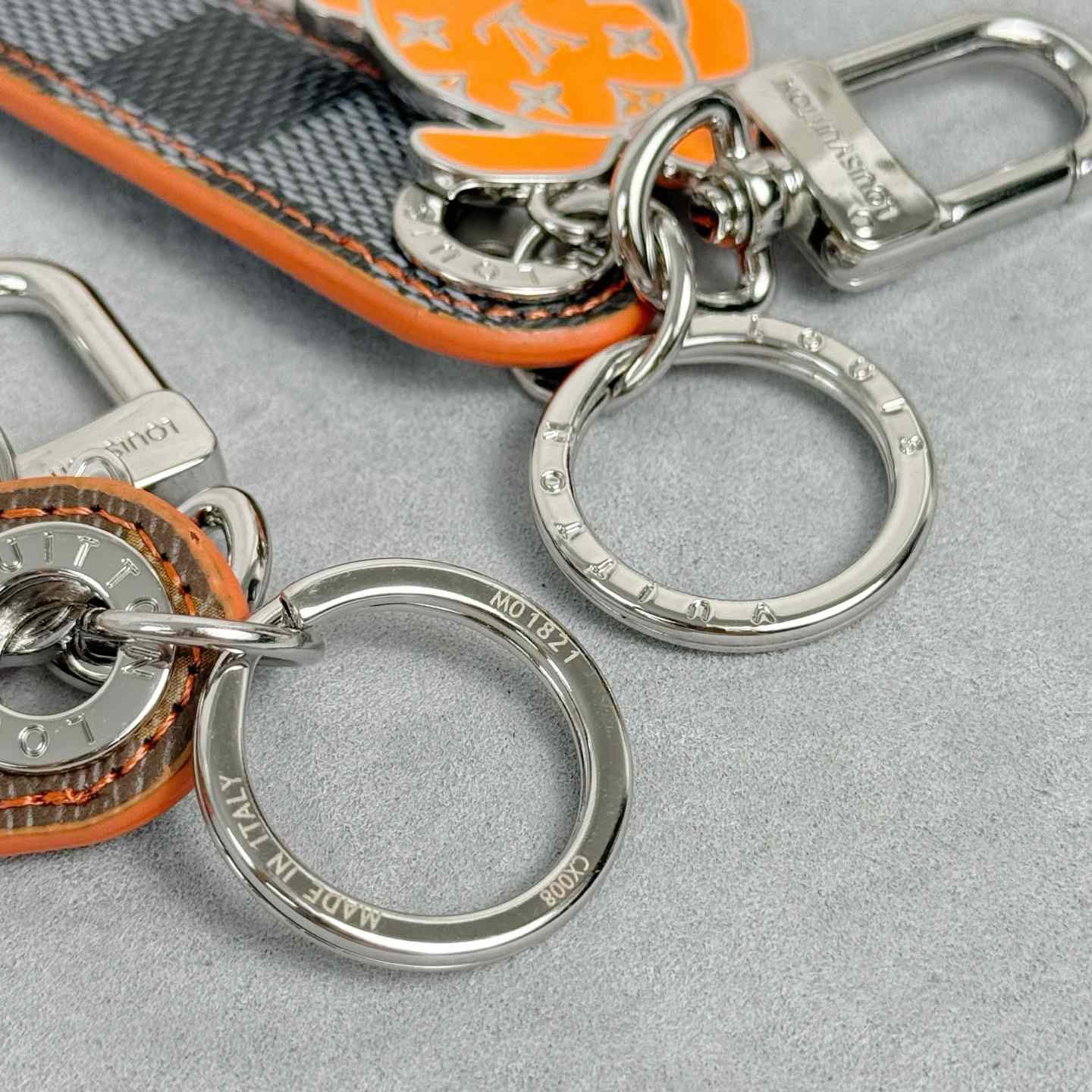 Louis Vuitton Dragonne Tab Key Holder and Bag Charm   M02558 - DesignerGu