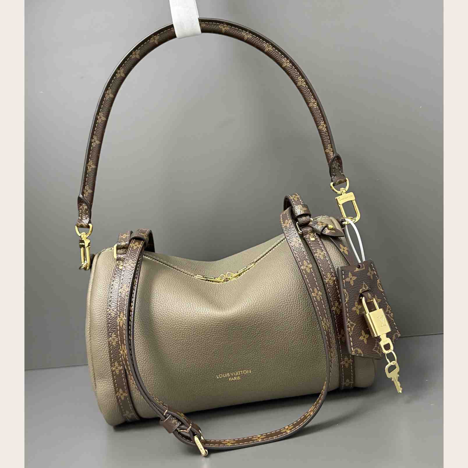 Louis Vuitton Express PM   M26360 - DesignerGu