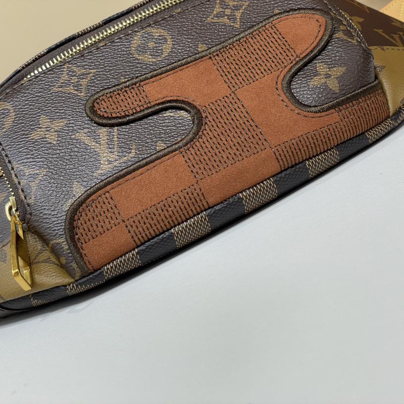 Louis Vuitton Rush Bumbag   M15271 - DesignerGu