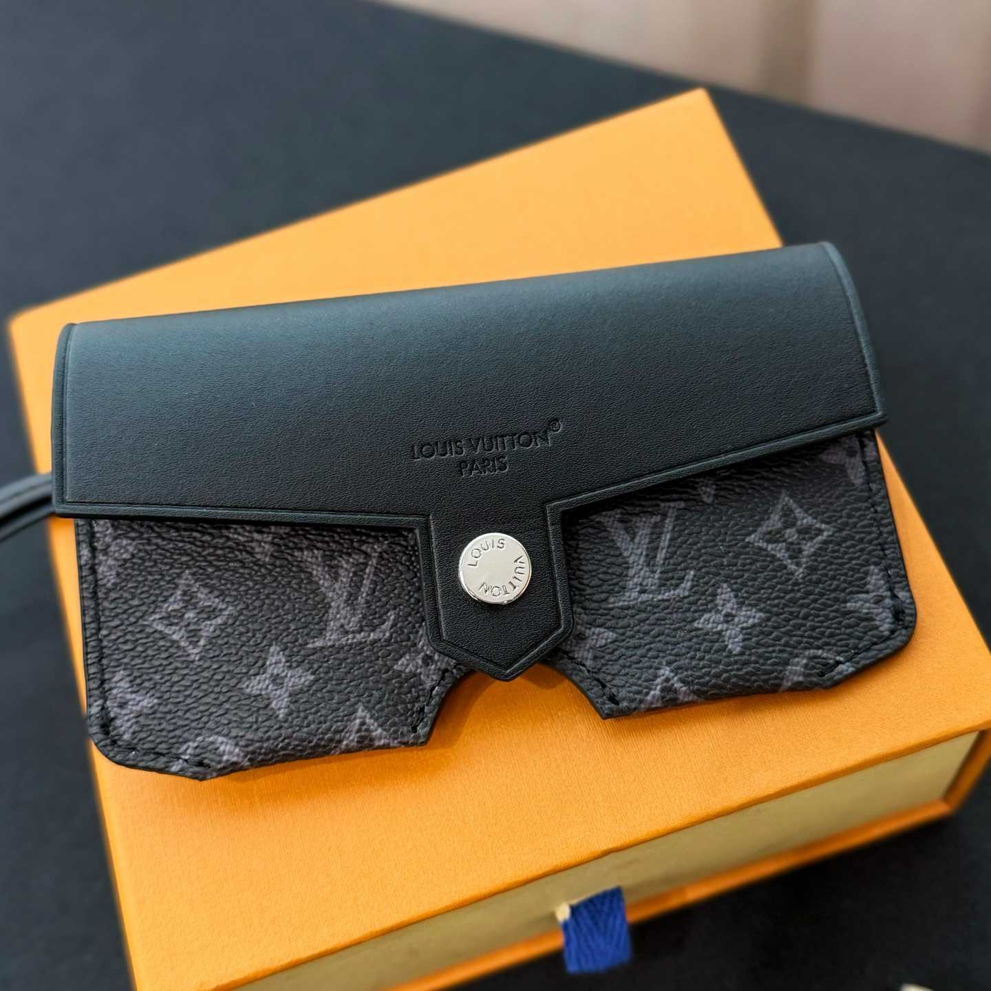 Louis Vuitton LV Glasses Holder    - DesignerGu