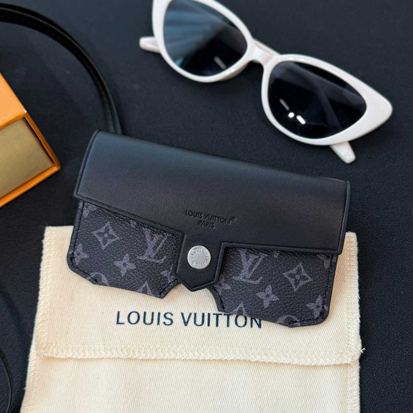 Louis Vuitton LV Glasses Holder    - DesignerGu