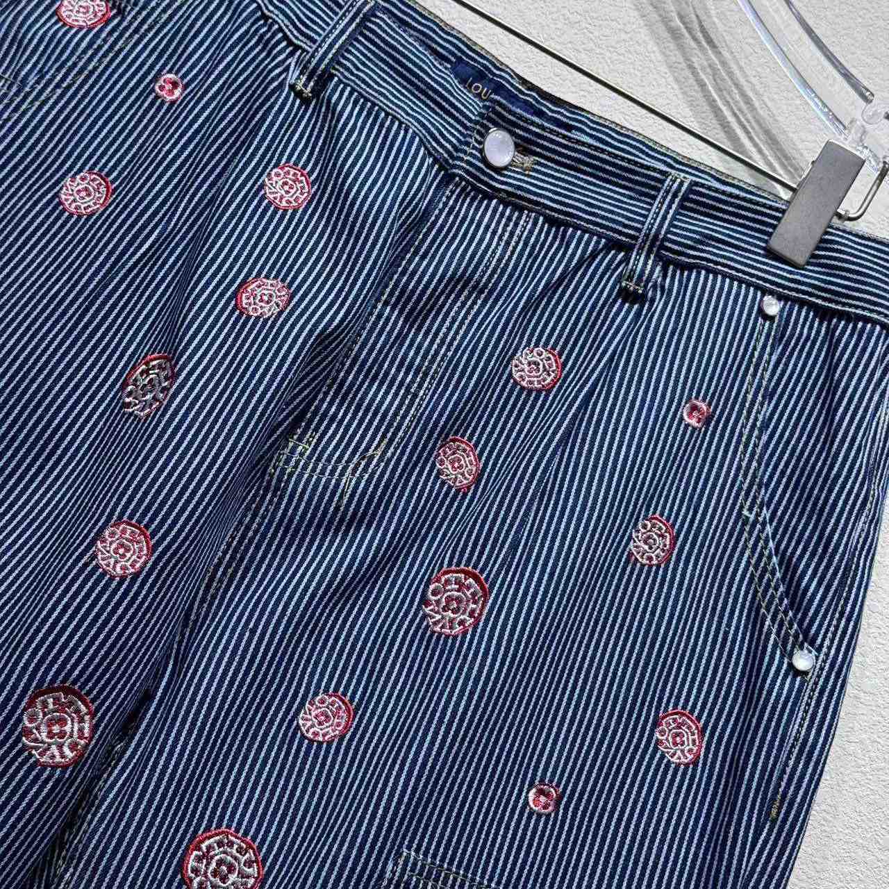 Louis Vuitton Jeans - DesignerGu