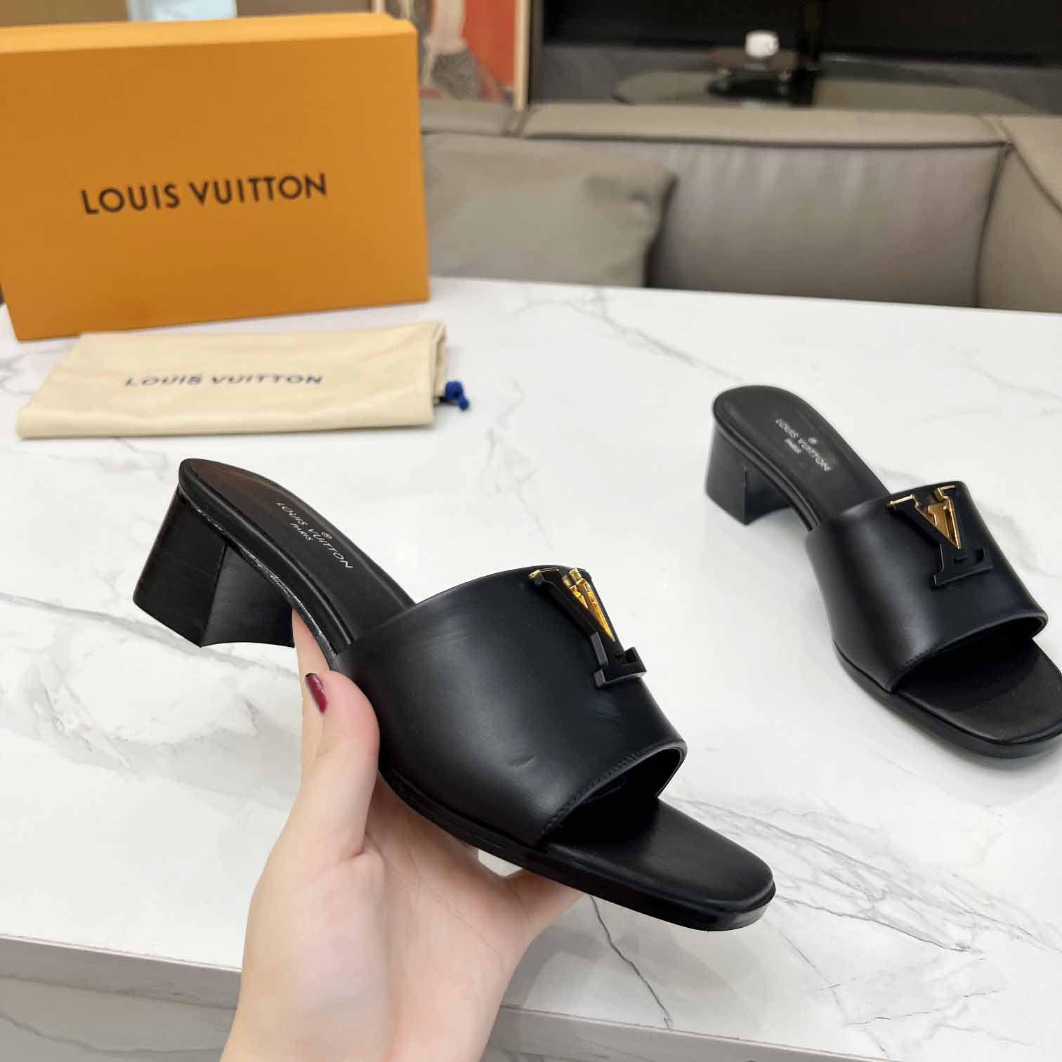 Louis Vuitton LV Mare Mule   1ACU2P - DesignerGu