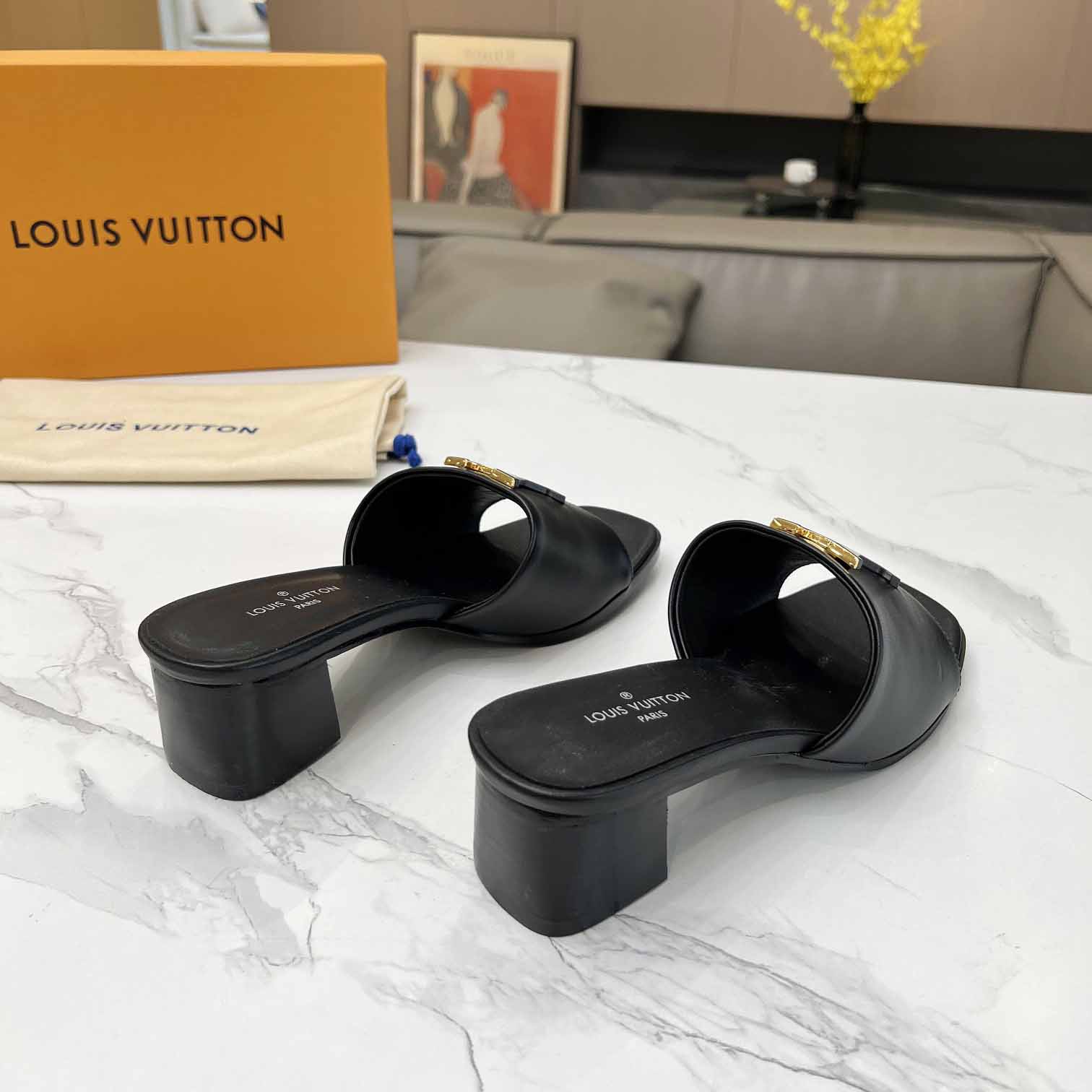 Louis Vuitton LV Mare Mule   1ACU2P - DesignerGu