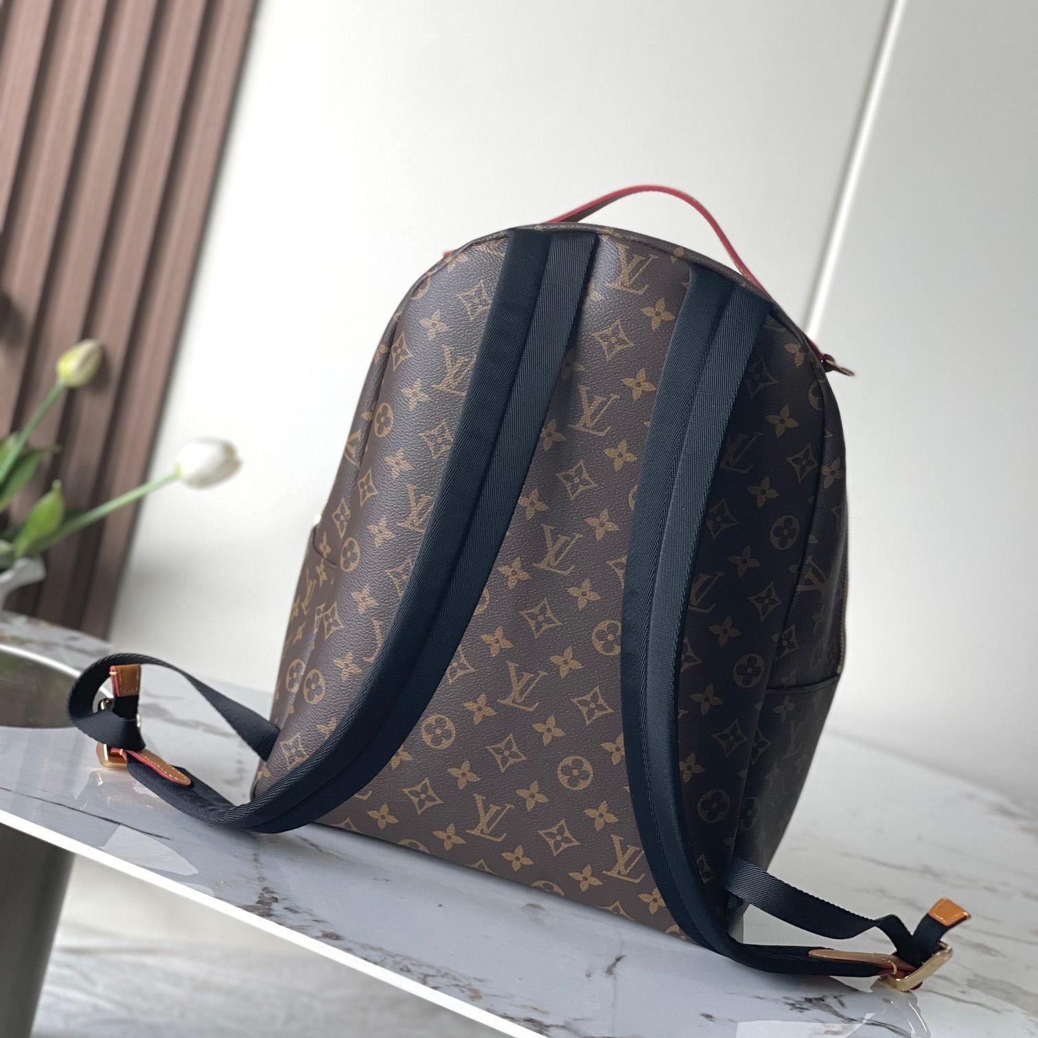 Louis Vuitton Discovery Cargo Backpack   M25979 - DesignerGu
