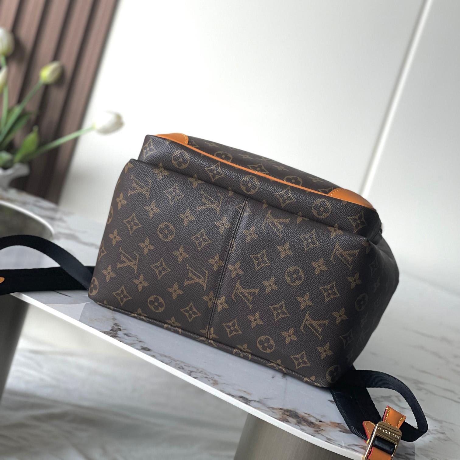 Louis Vuitton Discovery Cargo Backpack   M25979 - DesignerGu