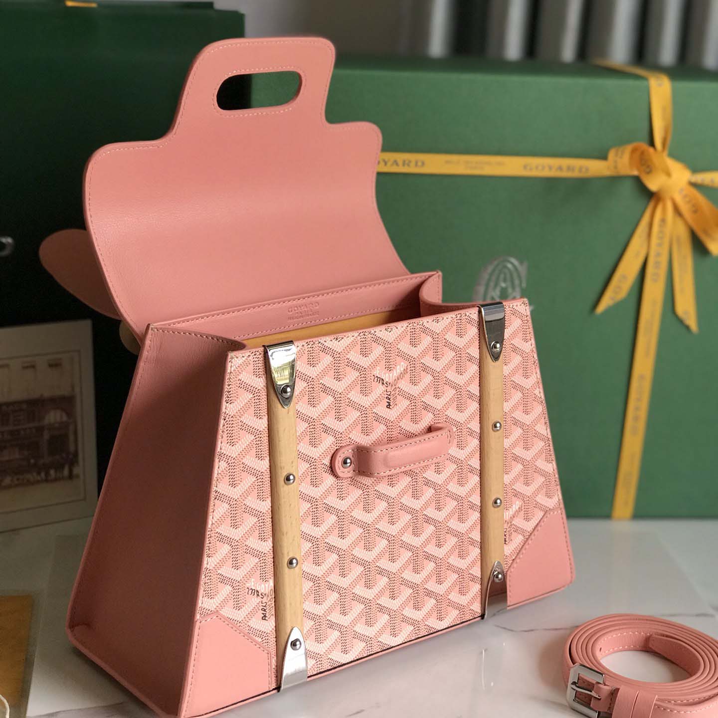 Goyard Saïgon PM Bag - DesignerGu