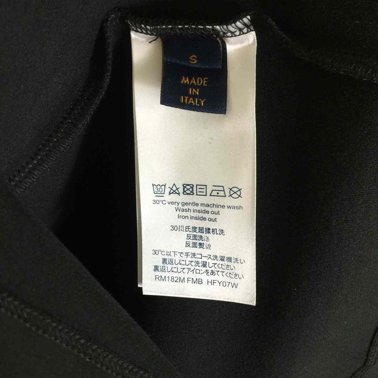 Louis Vuitton Embossed LV Long-Sleeved T-Shirt - DesignerGu