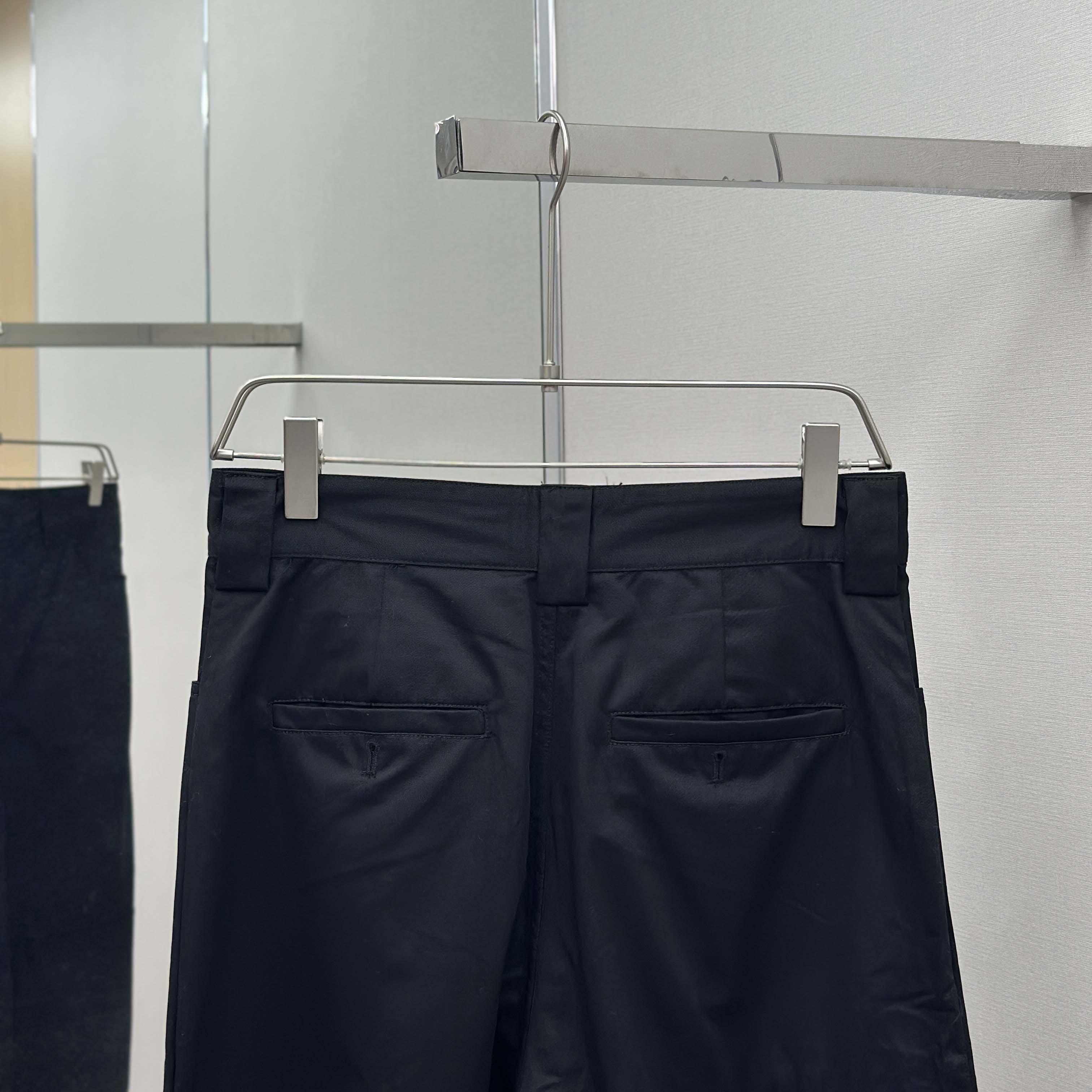 Balenciaga Workwear Utility Pants In Black - DesignerGu