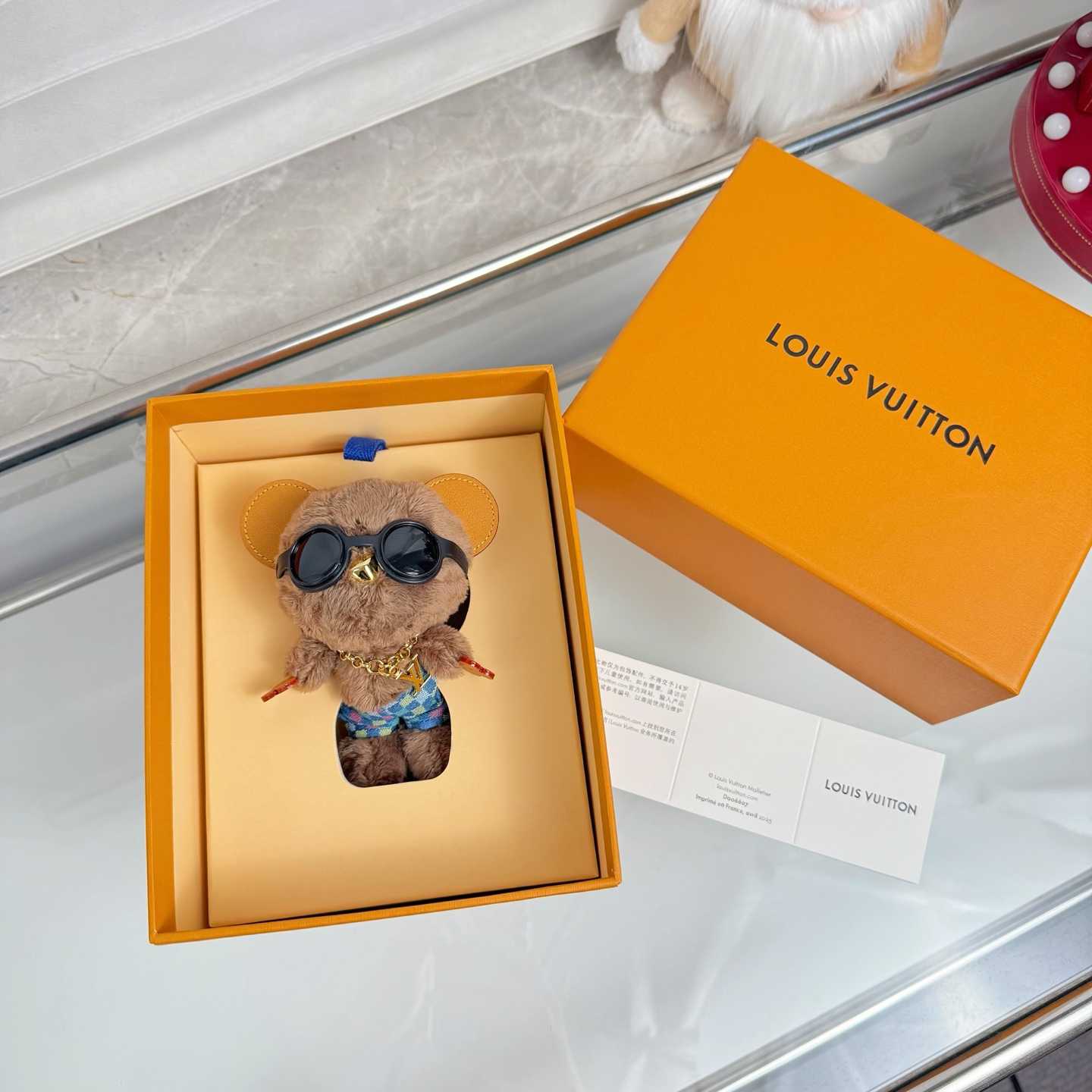 Louis Vuitton LV Louis Bear Bag Charm  M03178 - DesignerGu