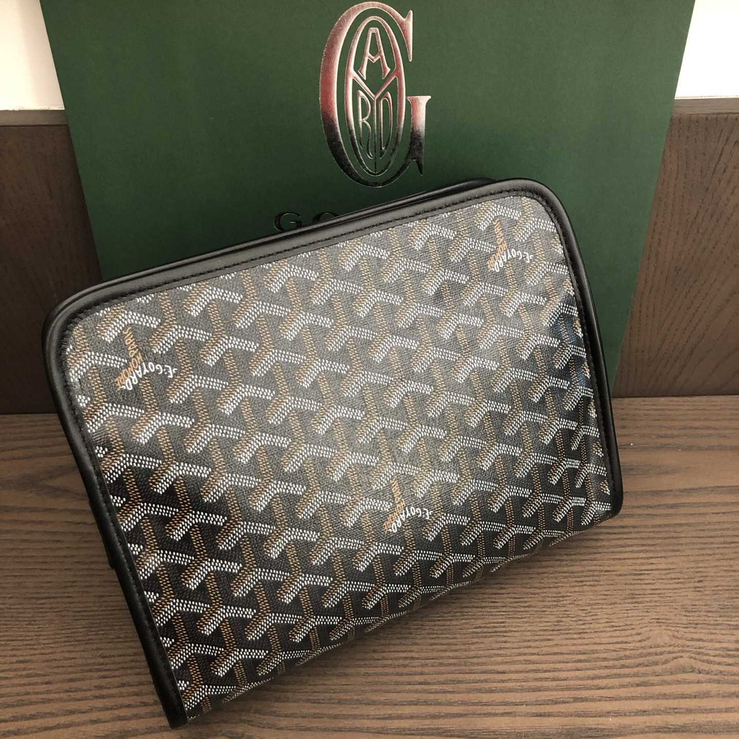 Goyard Jouvence MM Toiletry Bag - DesignerGu