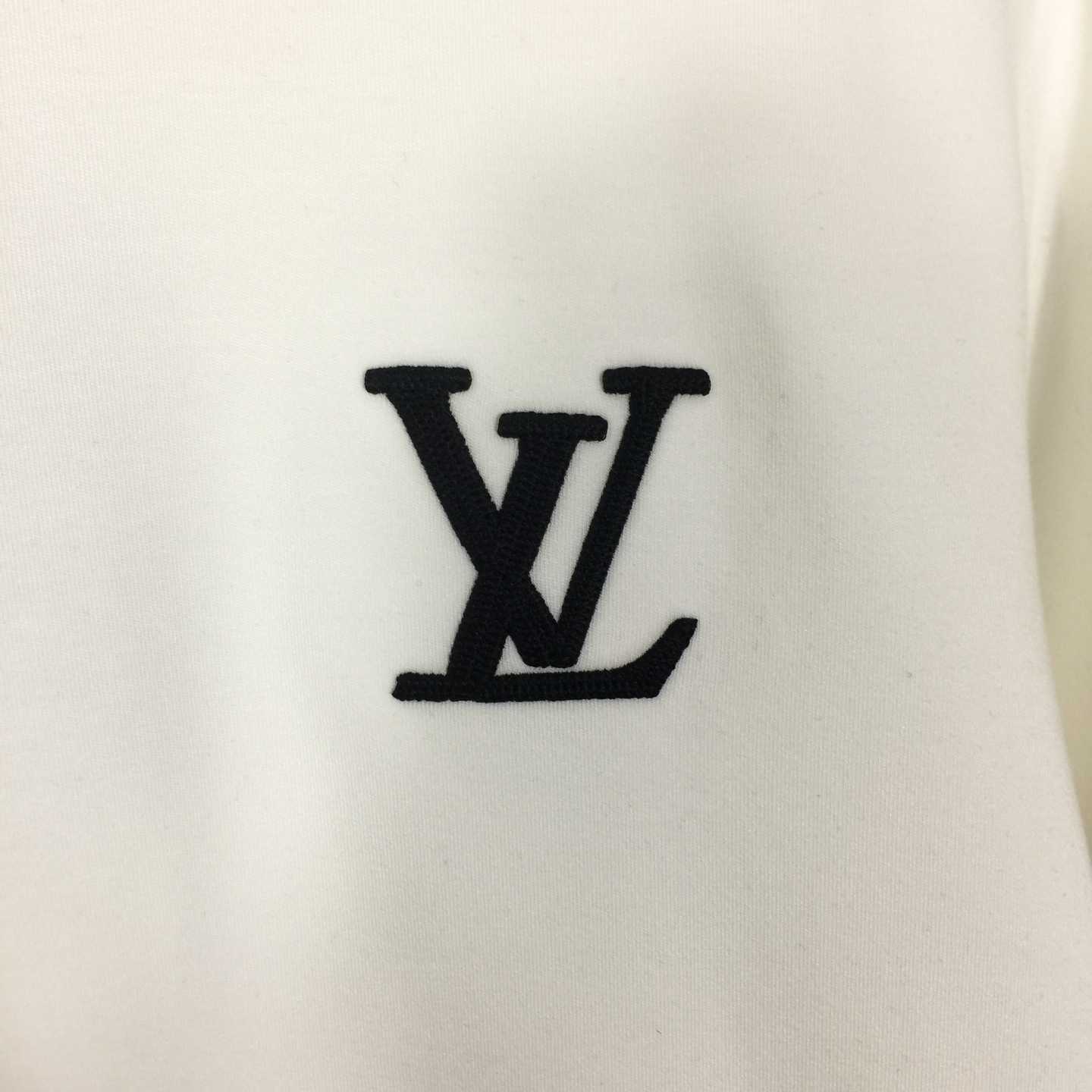 Louis Vuitton Embossed LV Long-Sleeved T-Shirt - DesignerGu