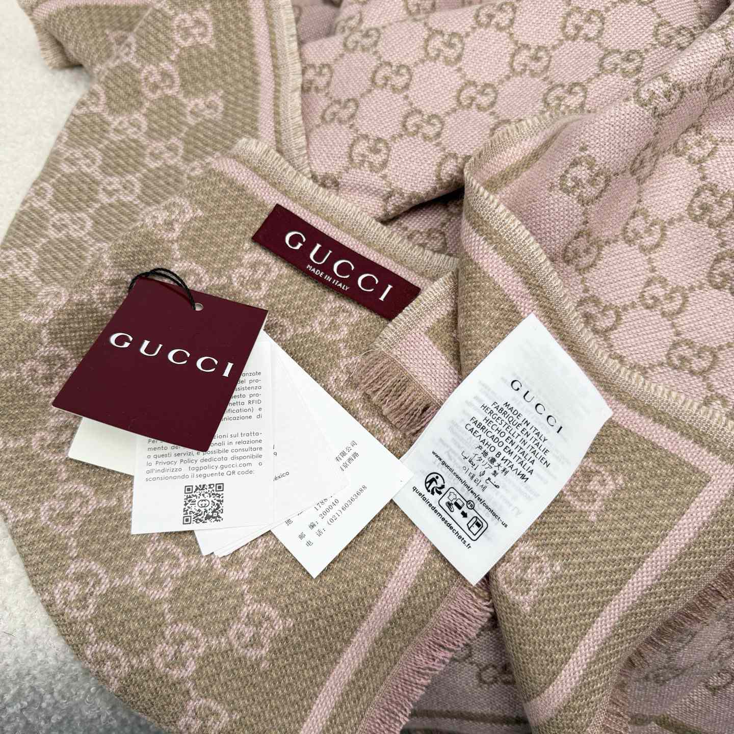 Gucci GG Wool Scarf - DesignerGu