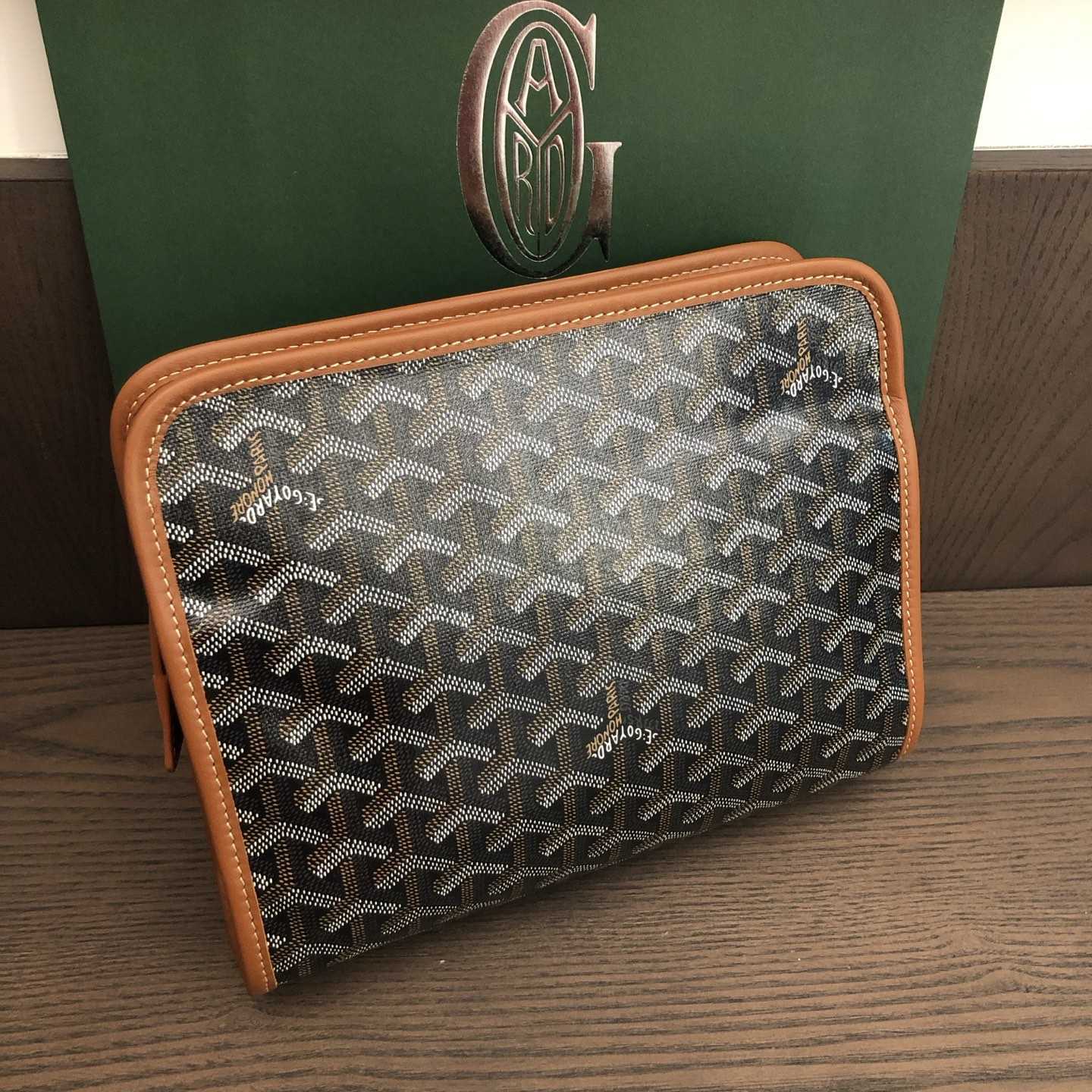 Goyard Jouvence MM Toiletry Bag - DesignerGu
