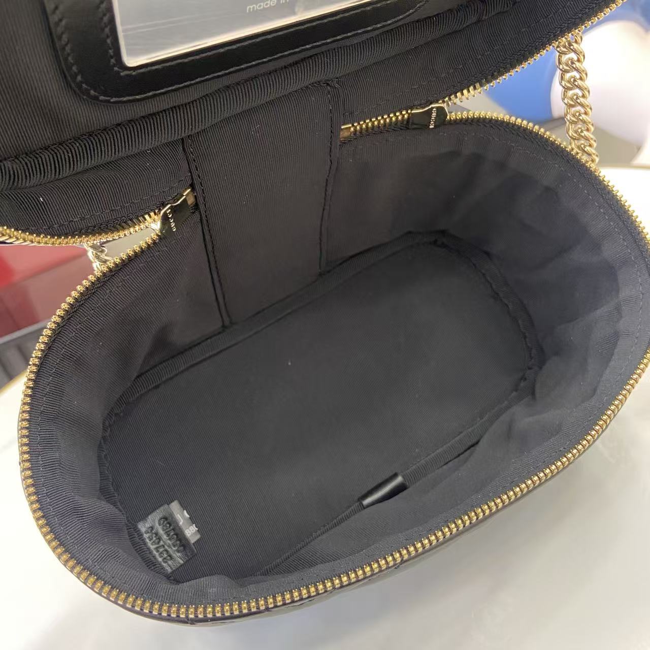 Gucci GG Marmont Mini Vanity Bag - DesignerGu
