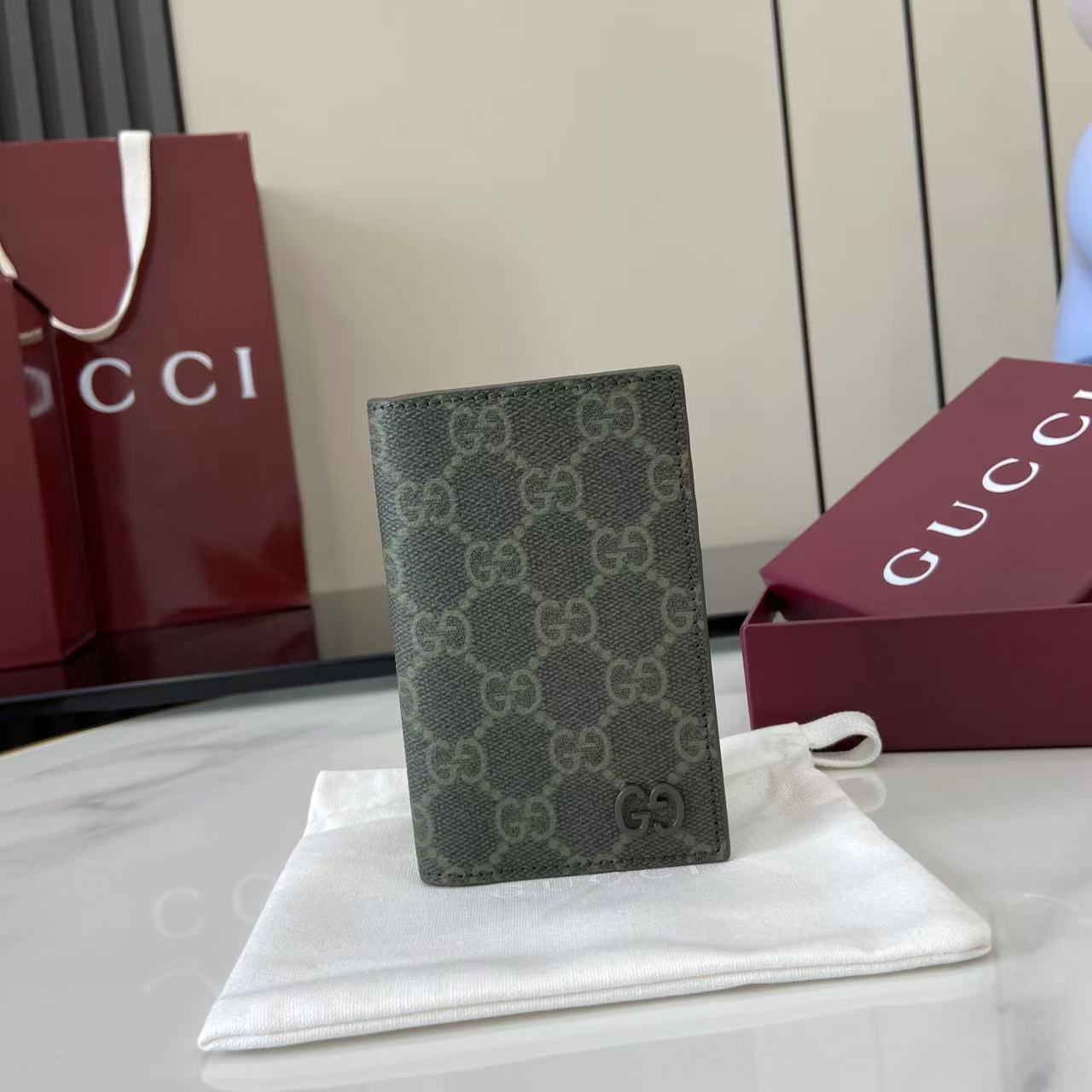 Gucci GG Monogram Long Card Case - DesignerGu