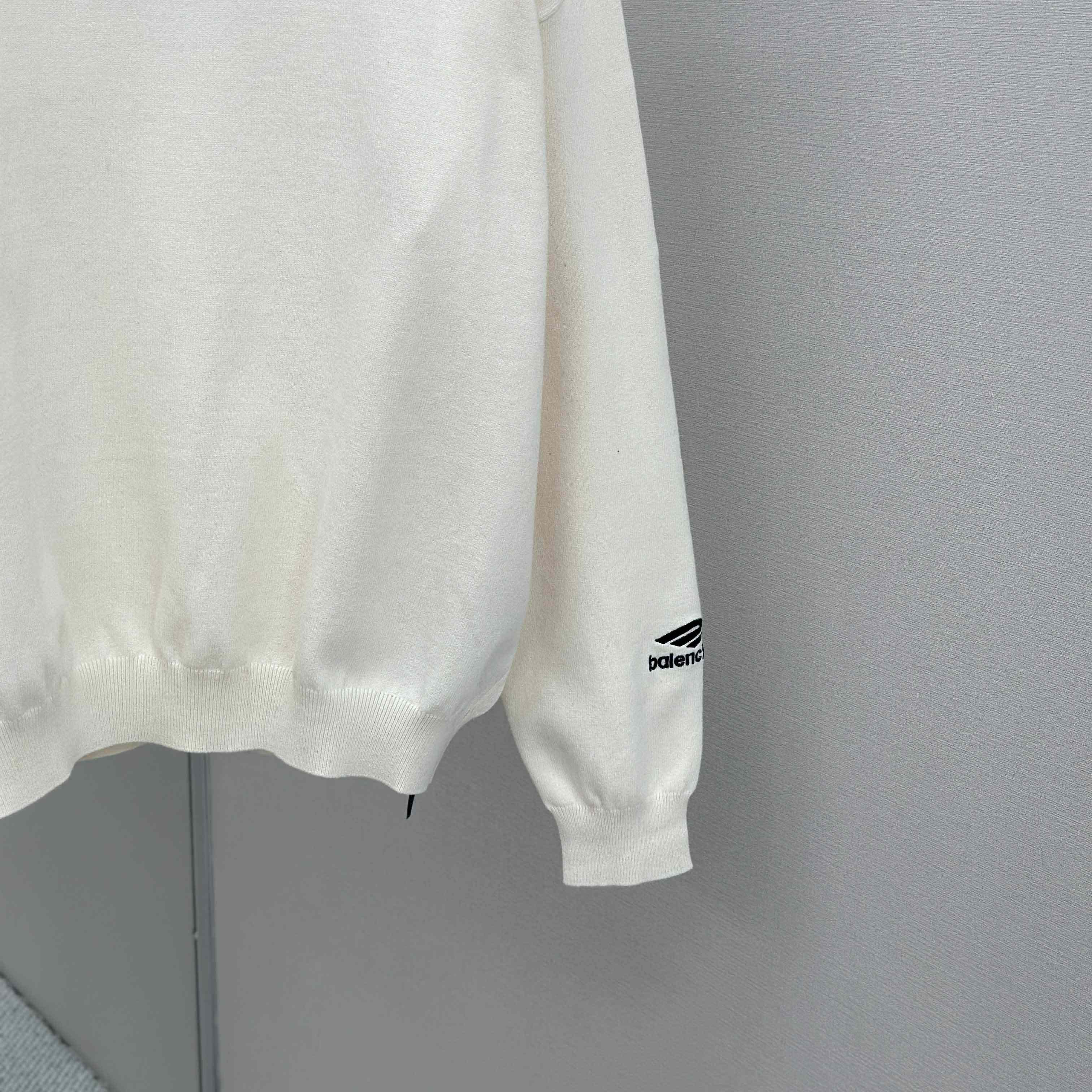 Balenciaga Ski Crewneck Sweater In White - DesignerGu