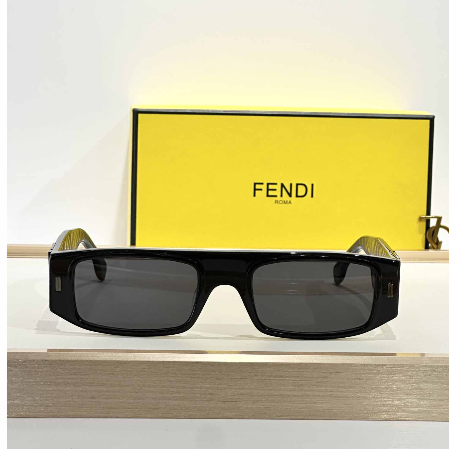 Fendi FF Squared Black Acetate Sunglasses  FE40587 - DesignerGu