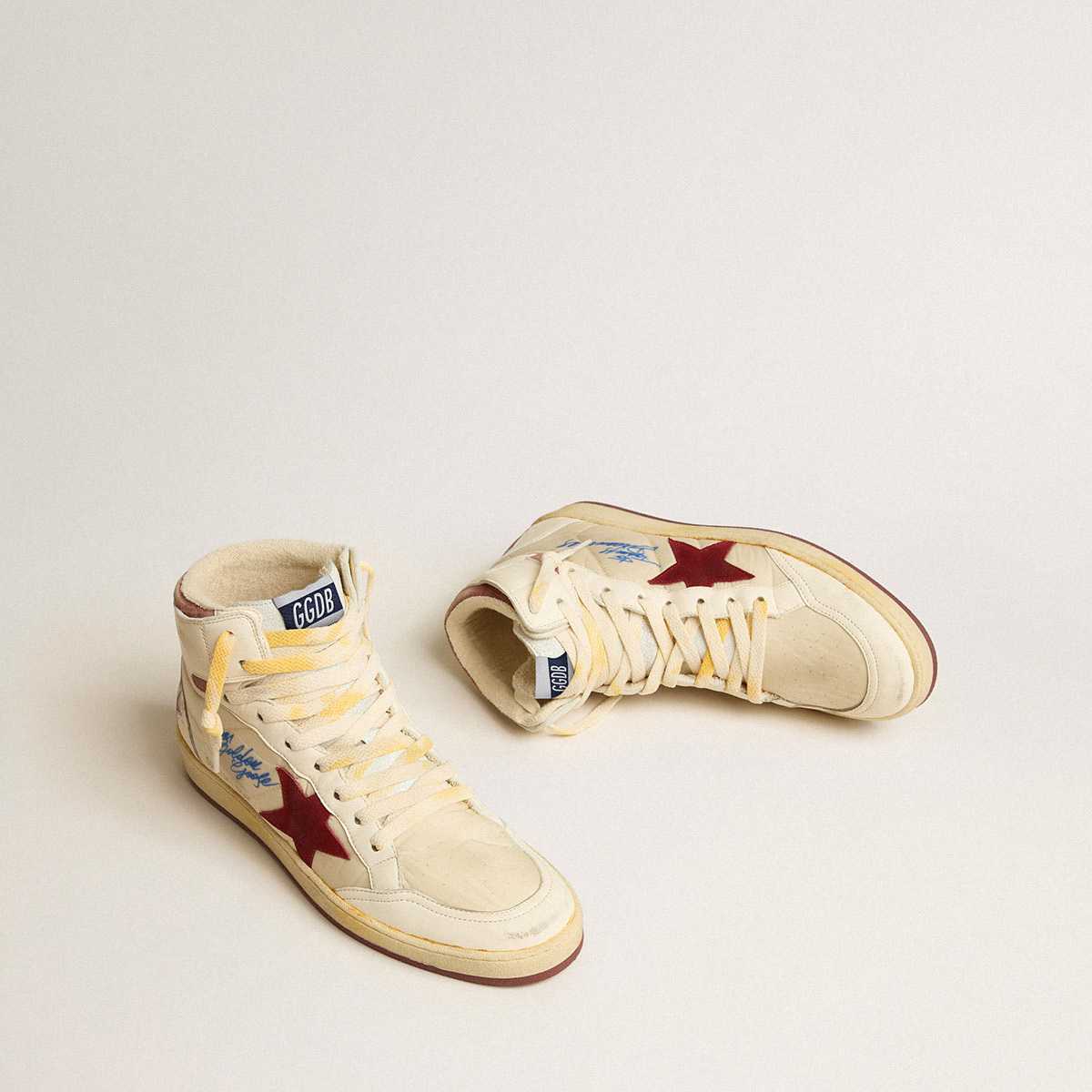 Golden Goose Sky-Star In Beige Nylon And Nappa With Pomegranate Suede Staal - DesignerGu