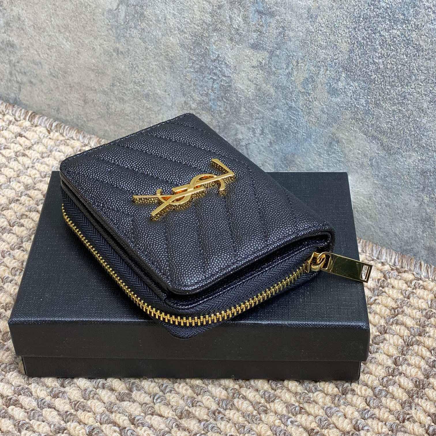 Saint Laurent Cassandre Matelassé Wallet  12x10x3cm  - DesignerGu